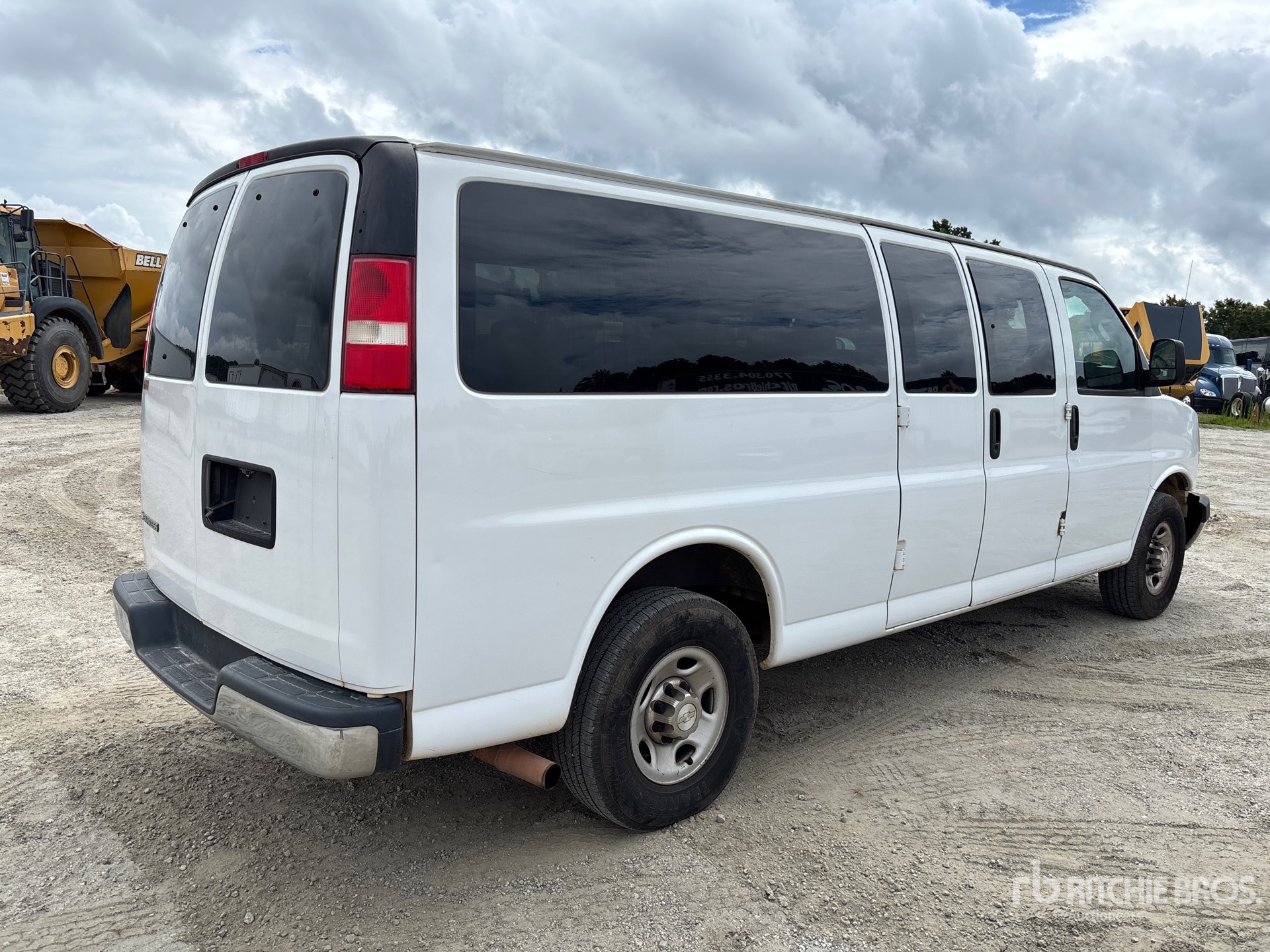 General Appearance with Picture, Right Rear Corner