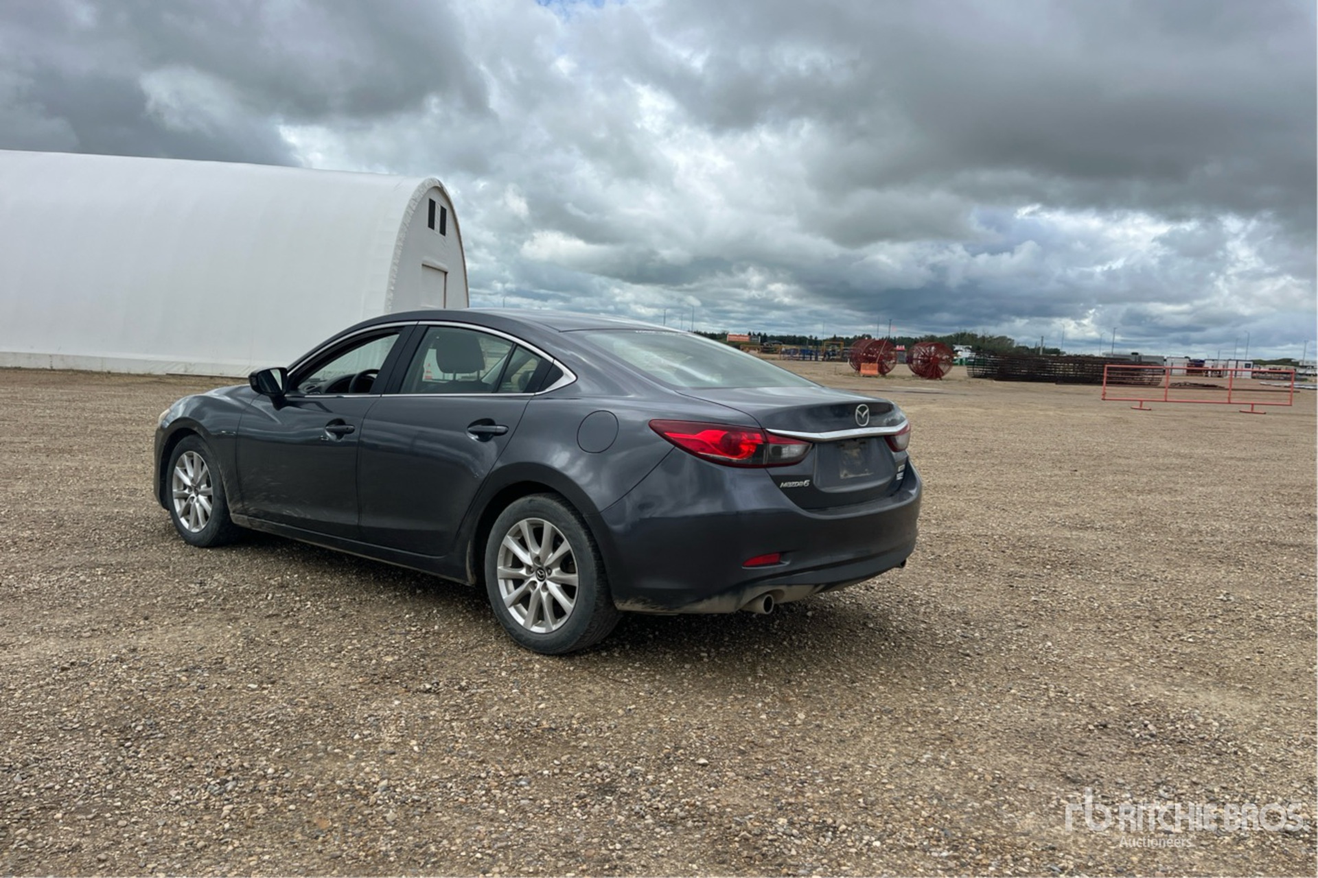 General Appearance with Picture, Left Rear Corner