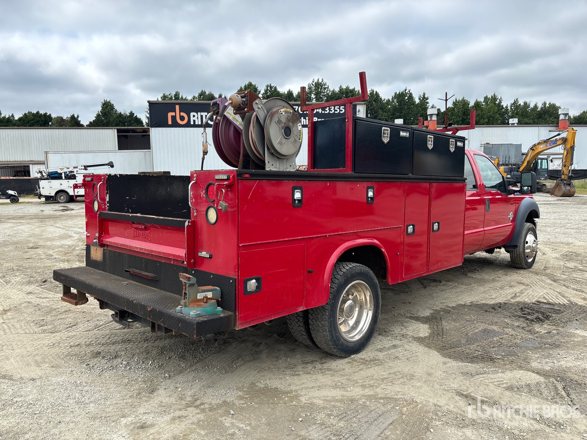 General Appearance with Picture, Right Rear Corner