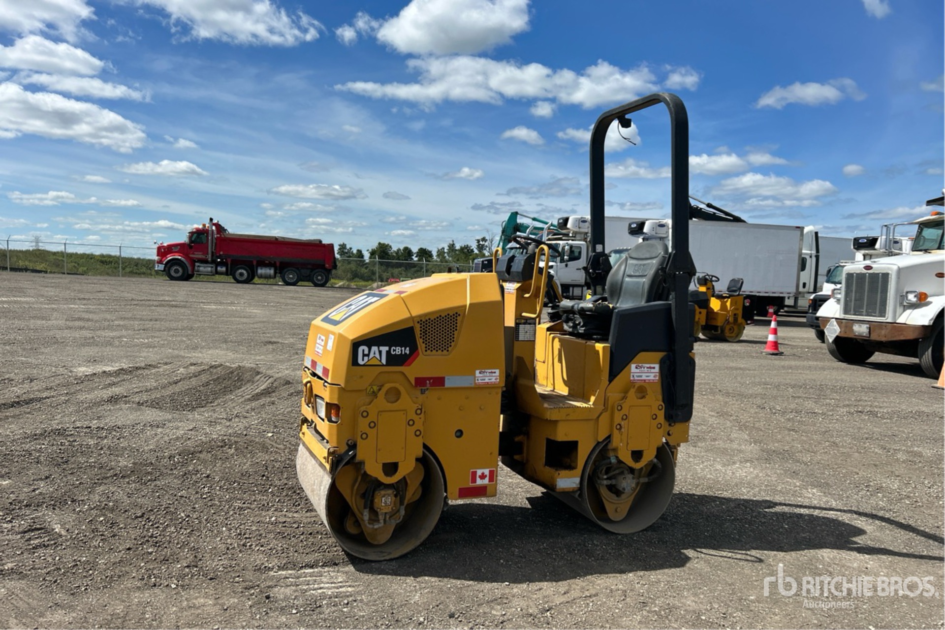 COMPACTADOR 2010 CATERPILLAR CB14