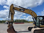 v2 Chassis - Excavator with 