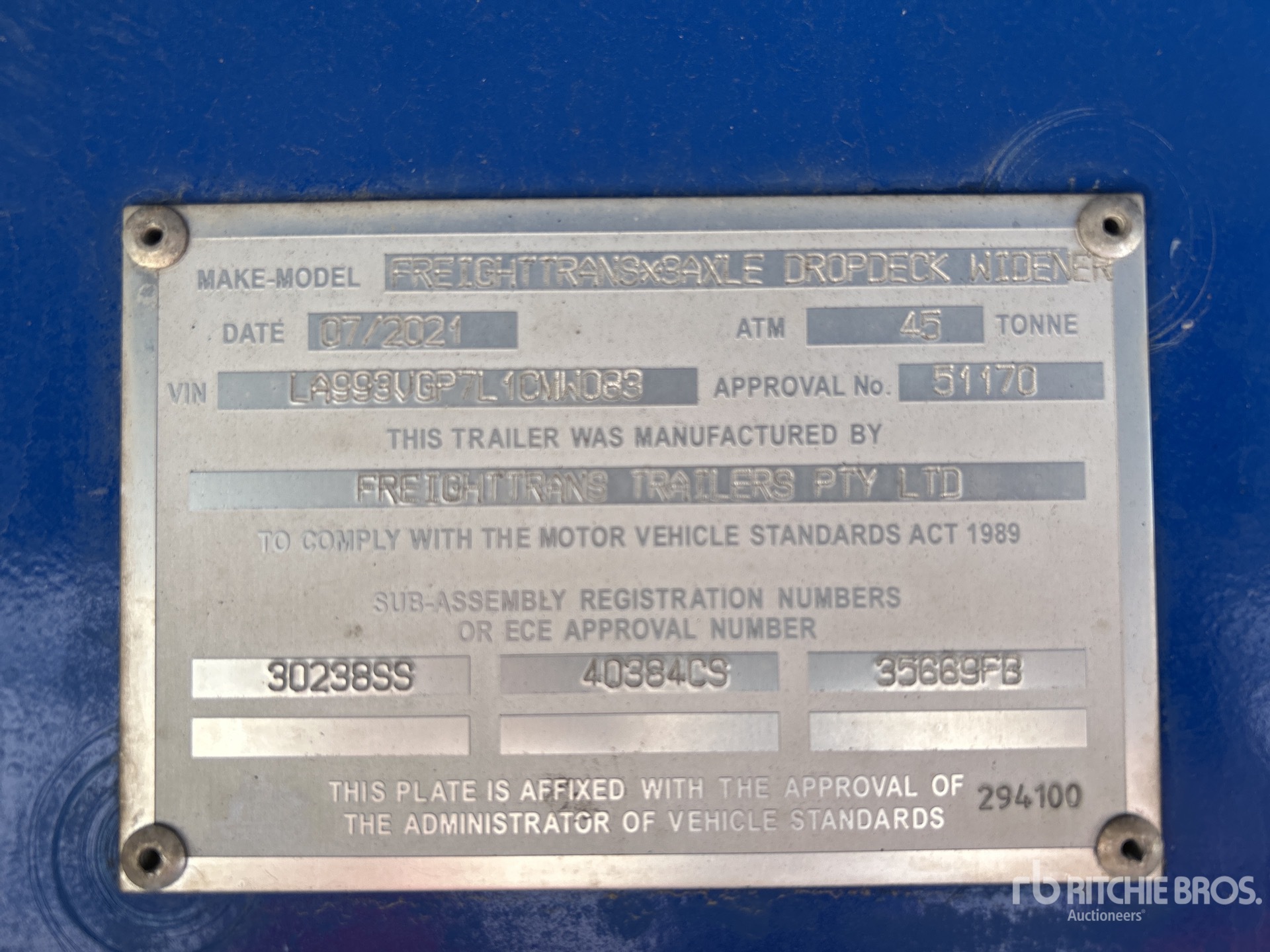 General Appearance with Serial Number / VIN