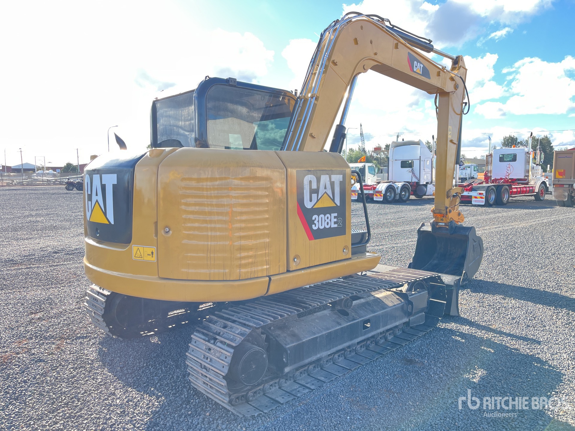General Appearance with Picture, Right Rear Corner
