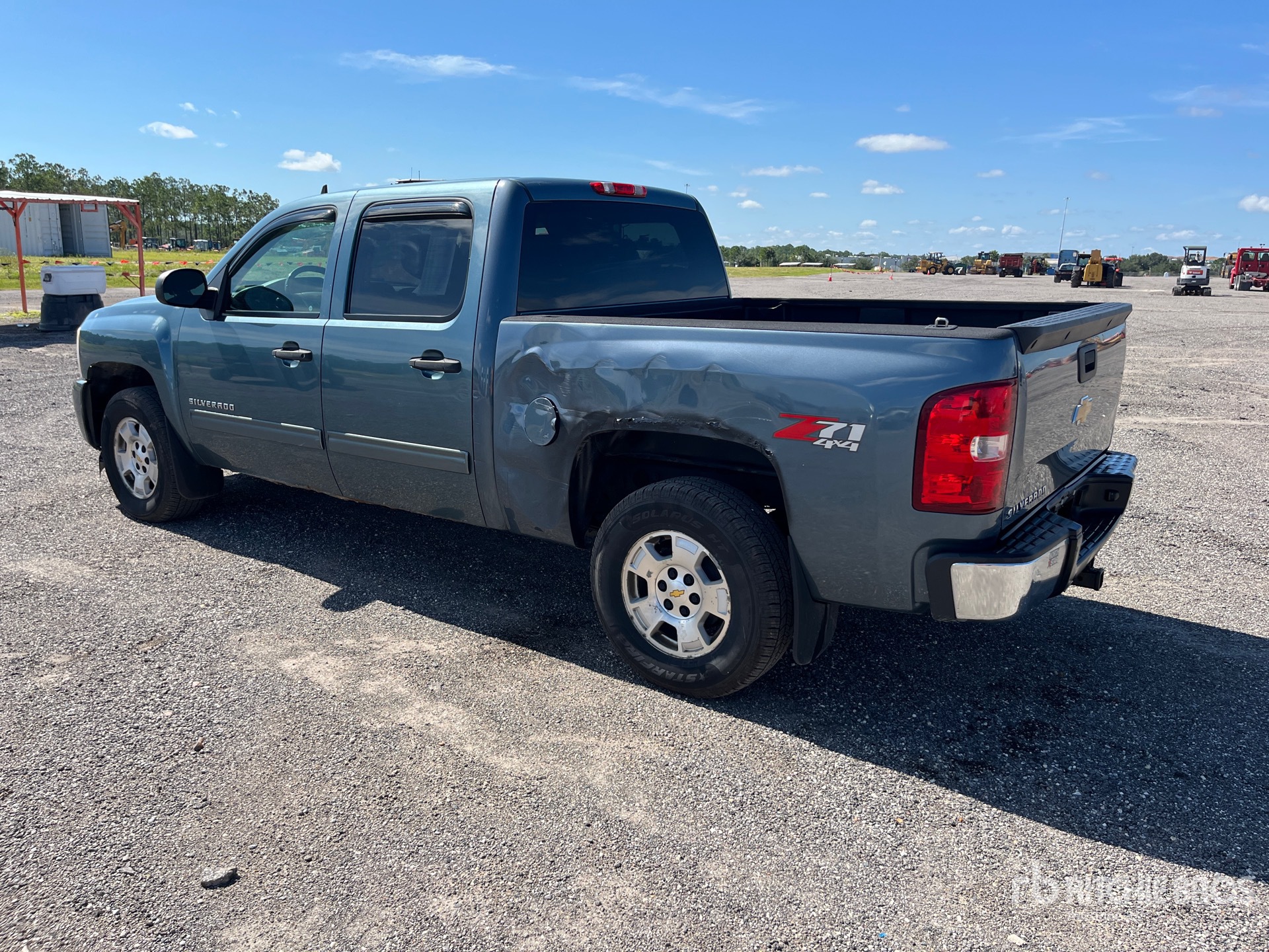 General Appearance with Picture, Left Rear Corner