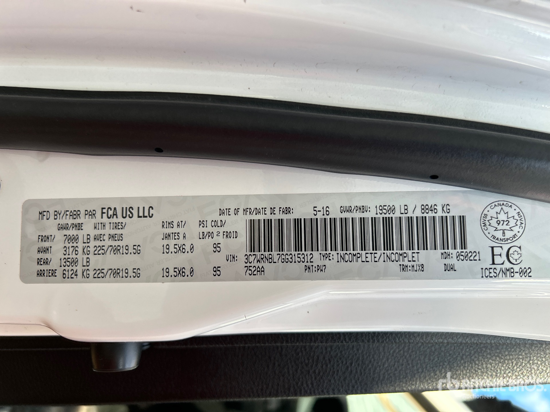 General Appearance with Serial Number / VIN