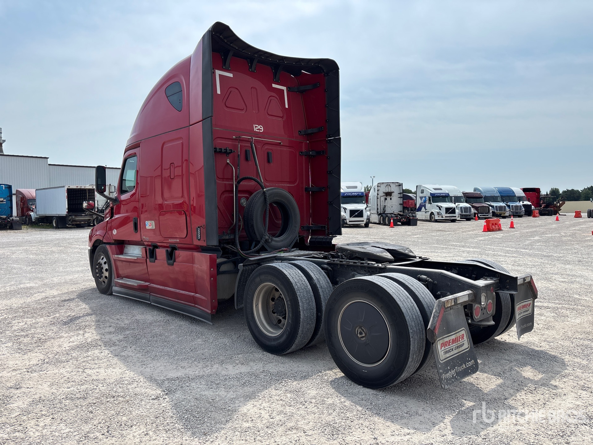 General Appearance with Picture, Left Rear Corner