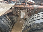 4 Underbody - Truck with 