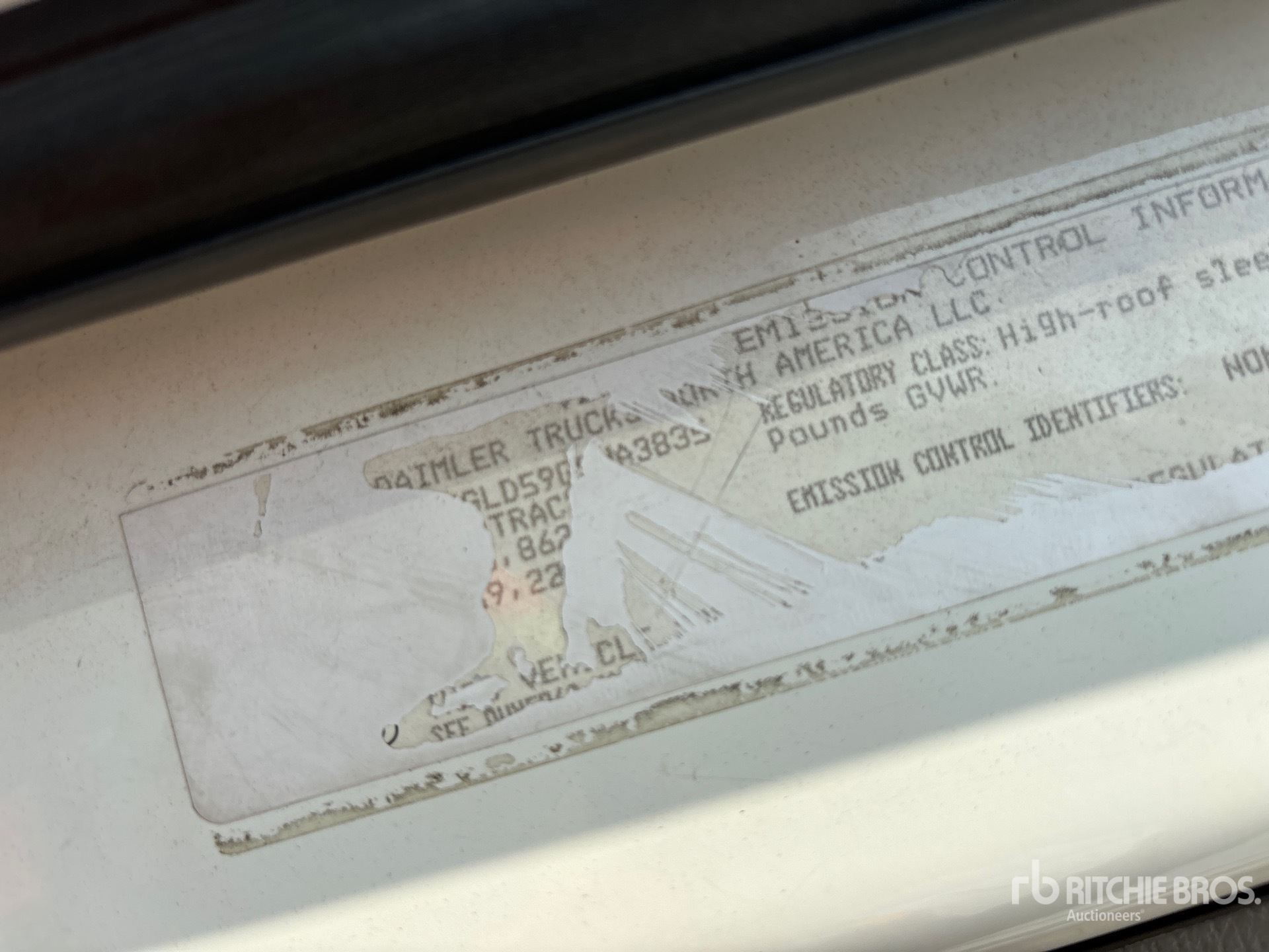 General Appearance with Numéro de série/Numéro d'identification du véhicule automobile