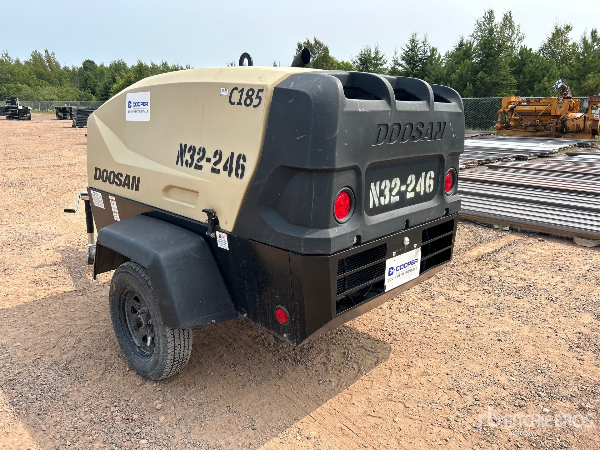 General Appearance with Picture, Left Rear Corner