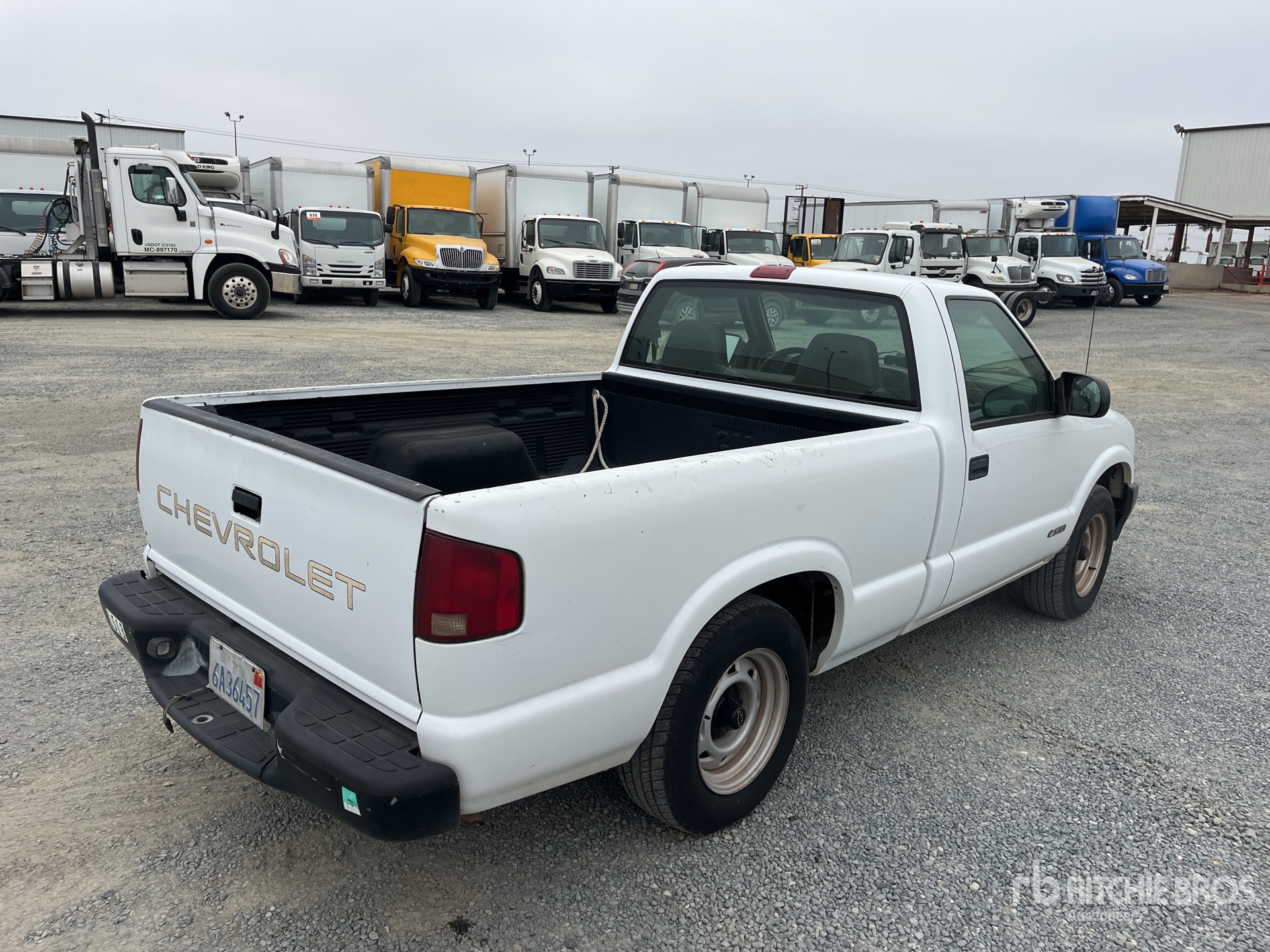 General Appearance with Picture, Right Rear Corner