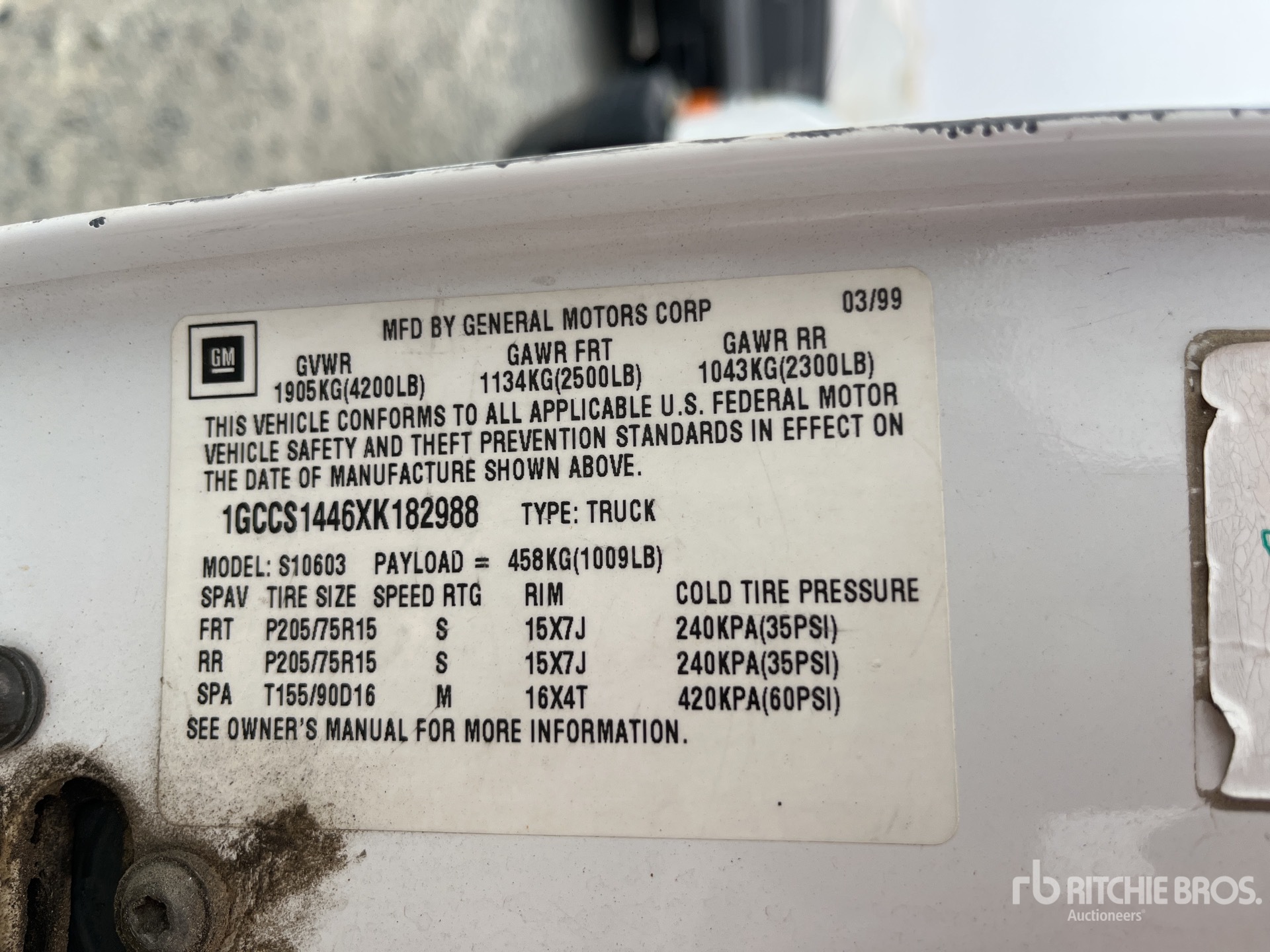 General Appearance with Serial Number / VIN