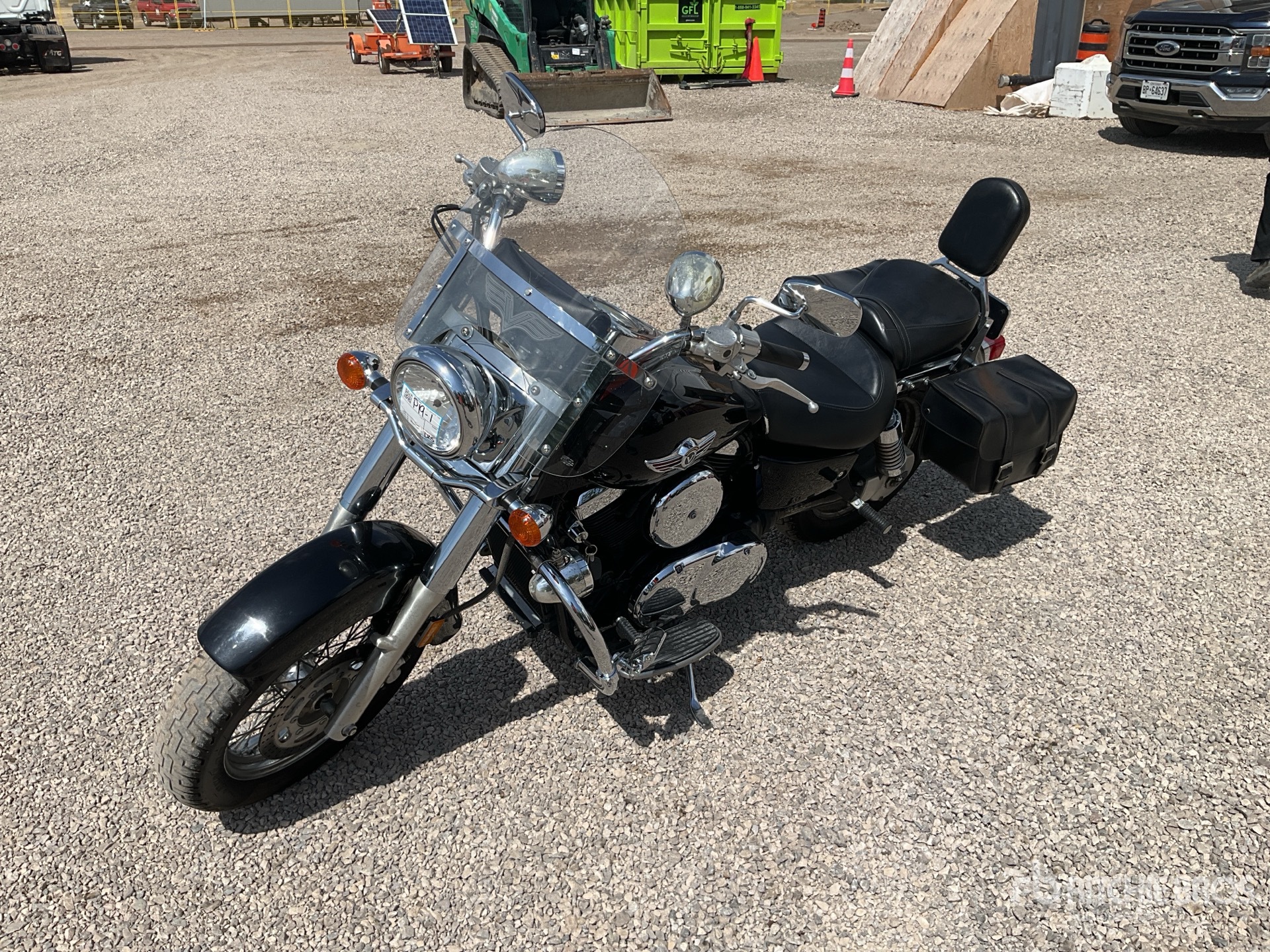 General Appearance with Picture, Left Front Corner