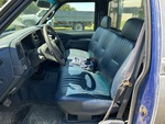 Cab with Seats/armrests