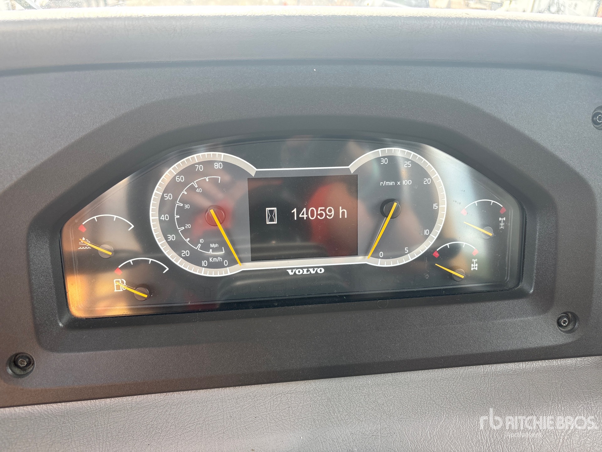 General Appearance with Hour Meter / Odometer