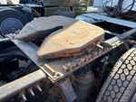 4 Underbody - Truck with 