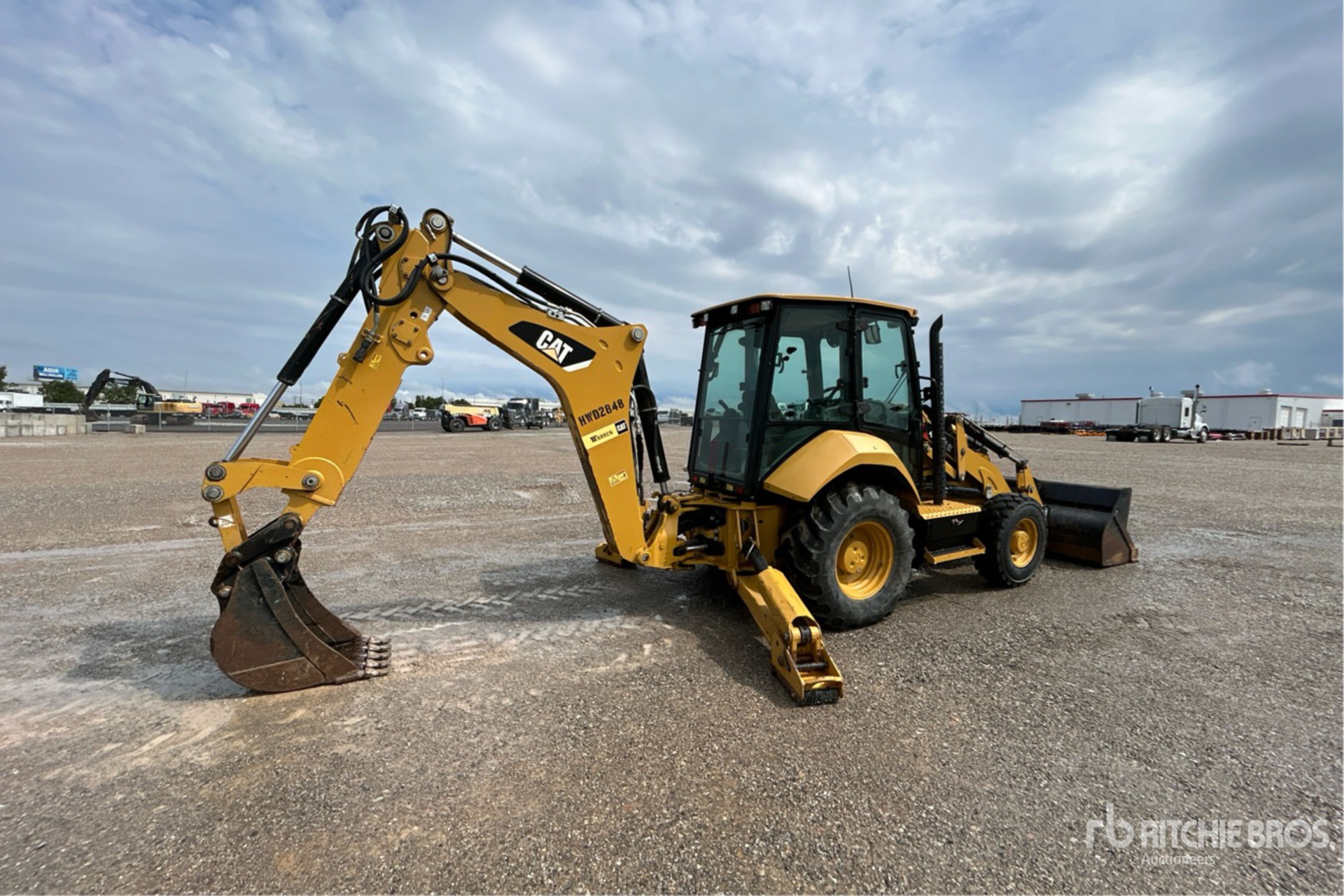 General Appearance with Picture, Right Rear Corner