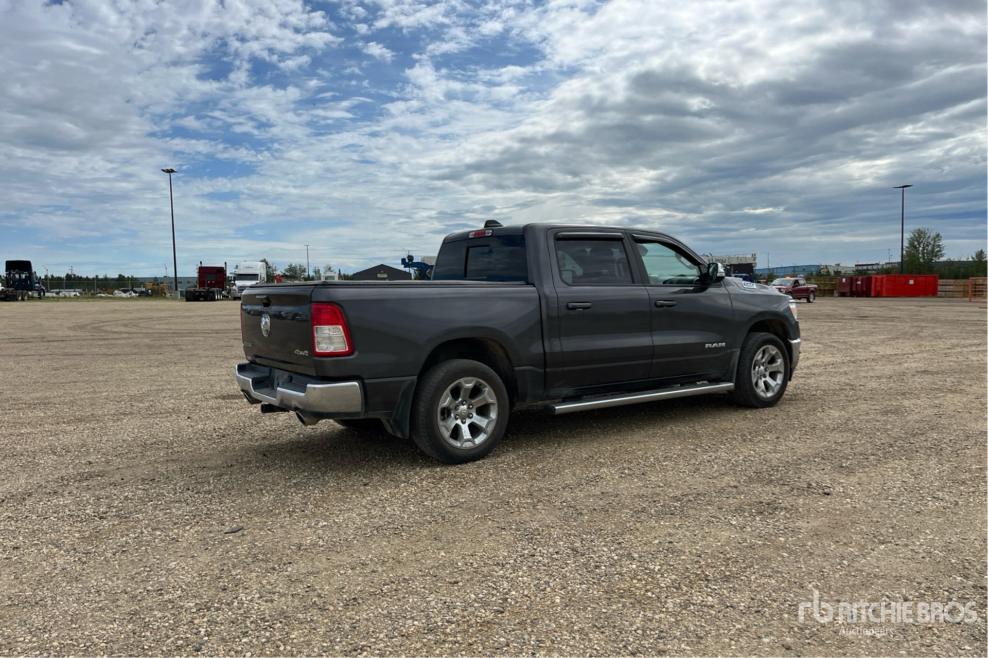General Appearance with Picture, Right Rear Corner