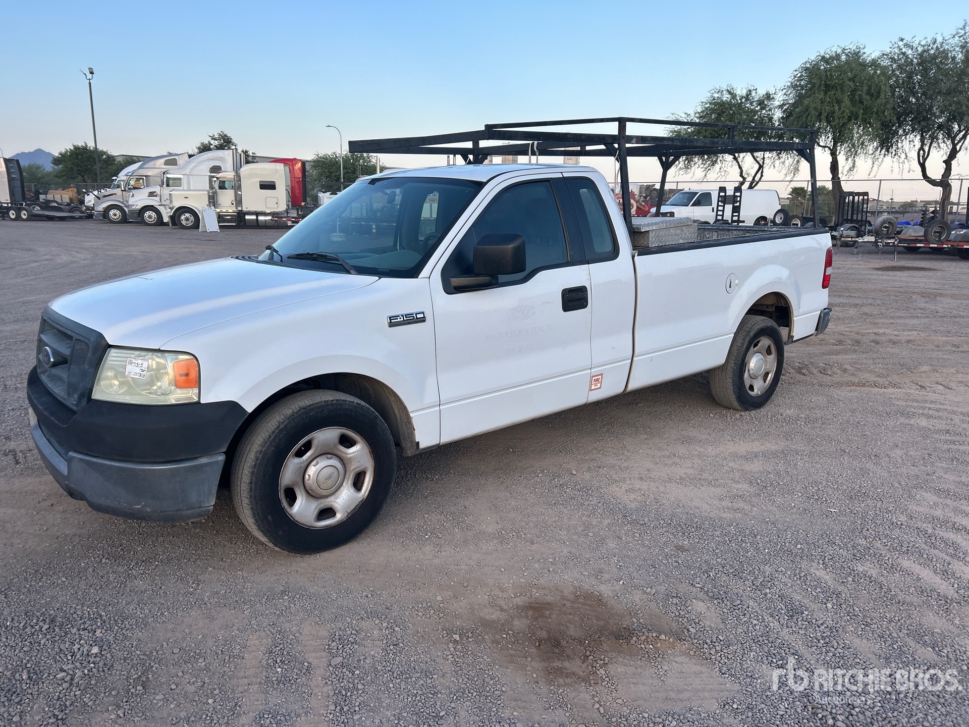 General Appearance with Picture, Left Front Corner