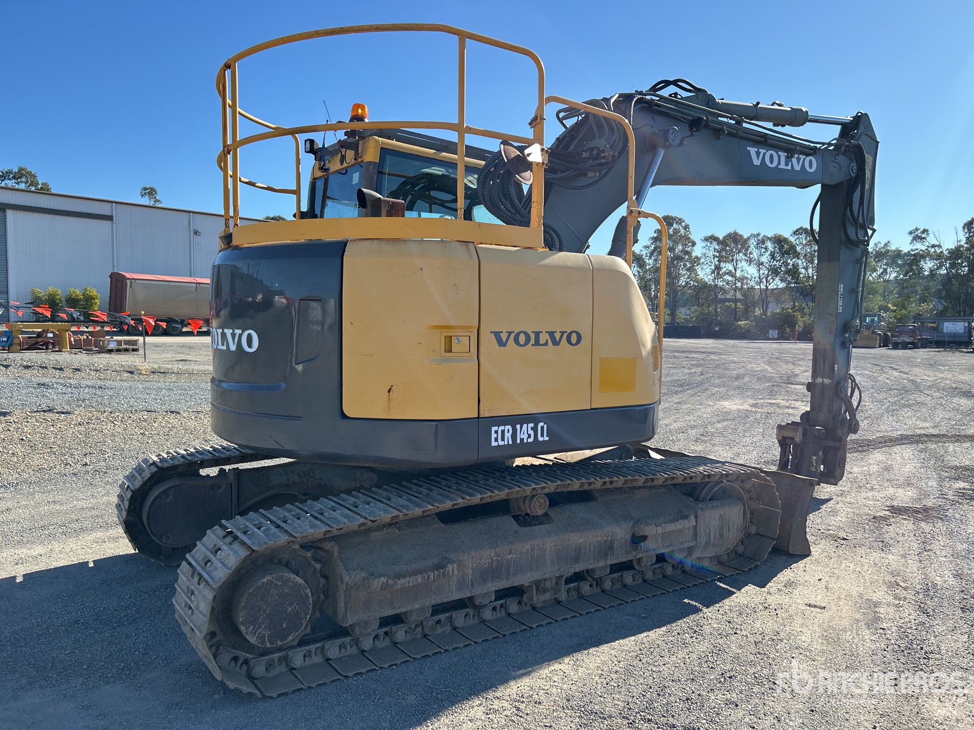 General Appearance with Picture, Right Rear Corner
