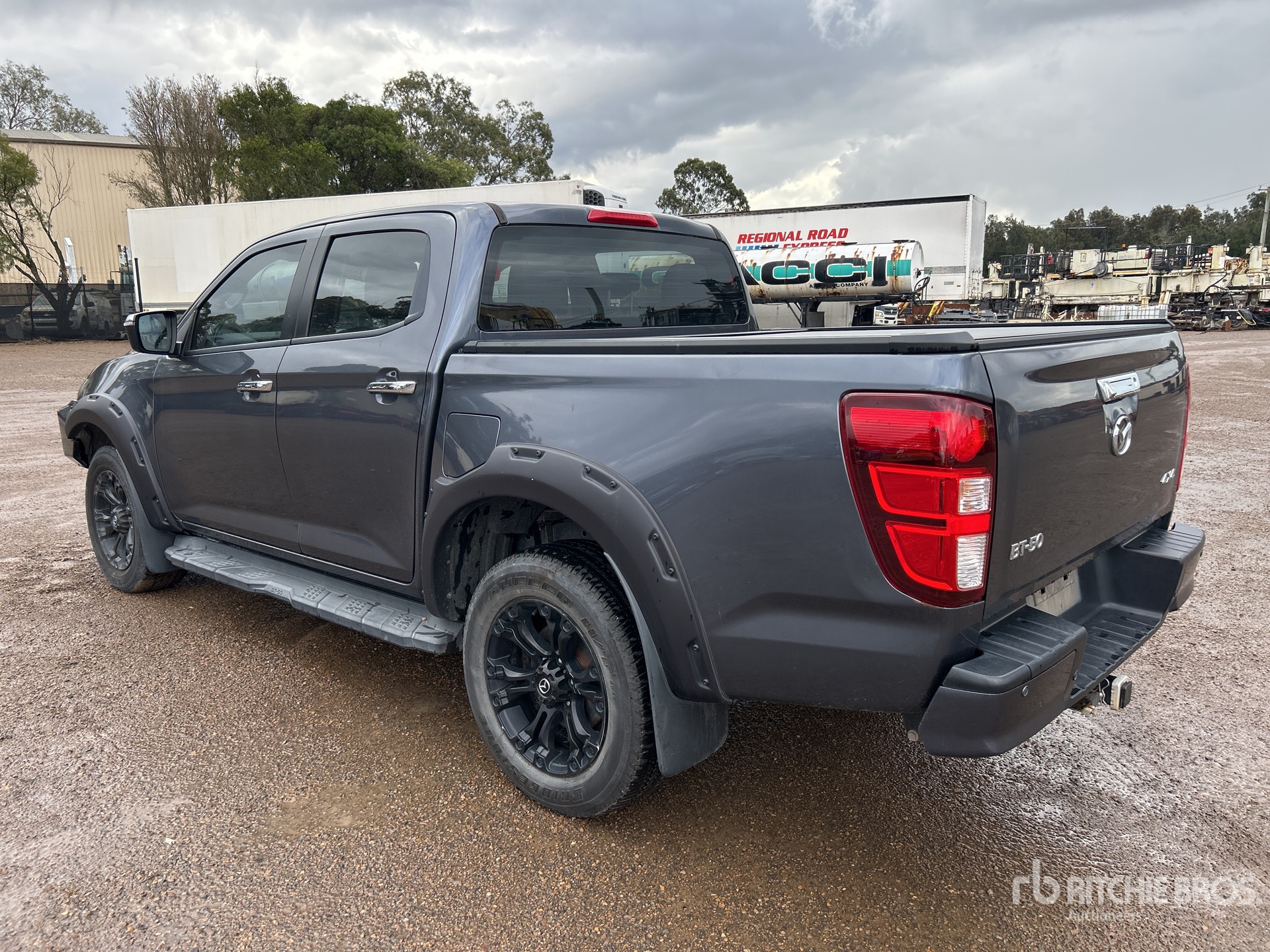 General Appearance with Picture, Right Rear Corner