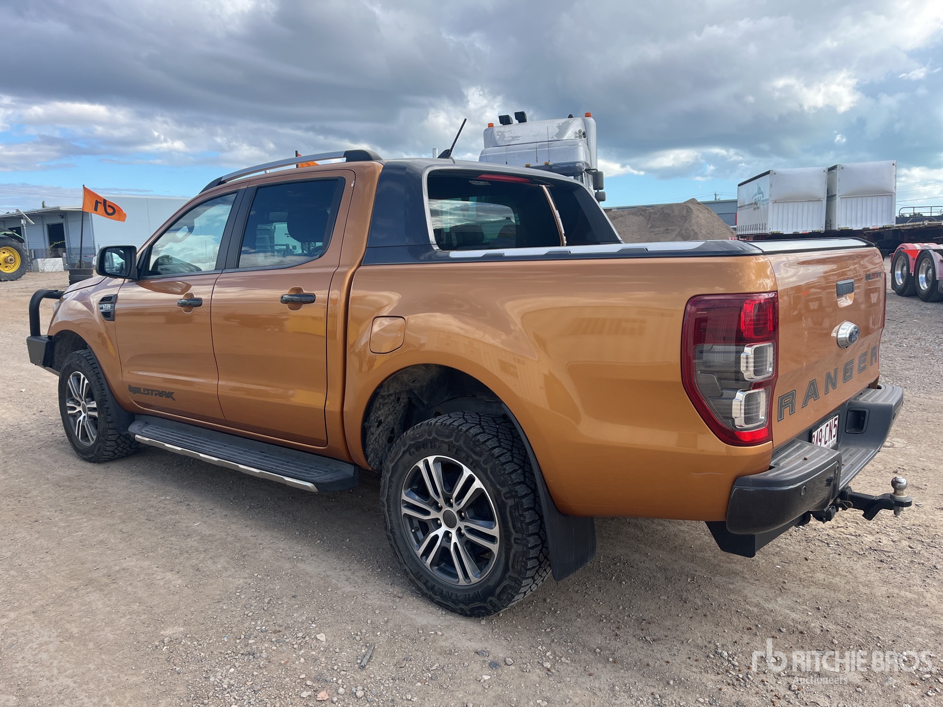 General Appearance with Picture, Right Rear Corner