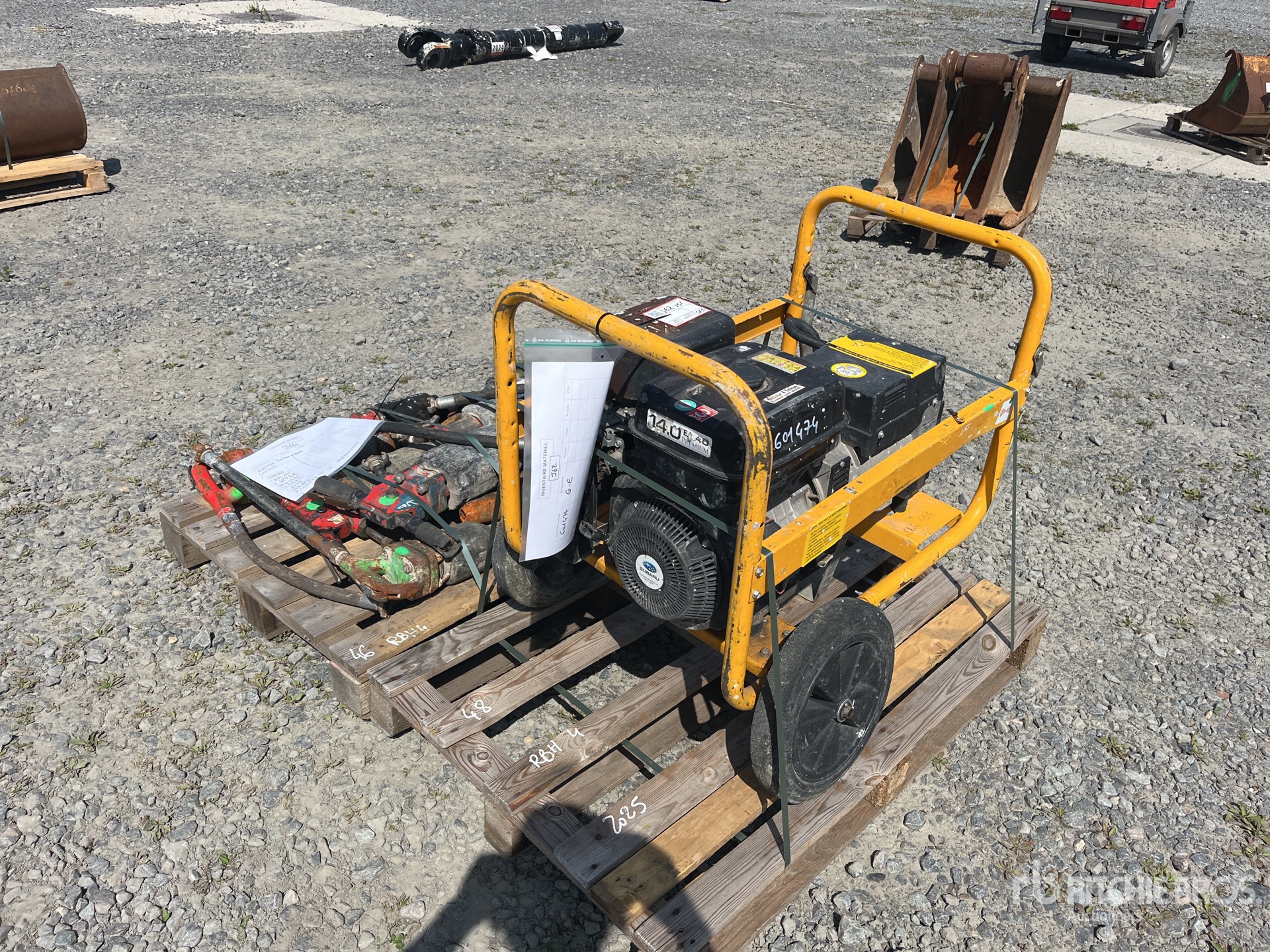 General Appearance with Picture, Right Rear Corner