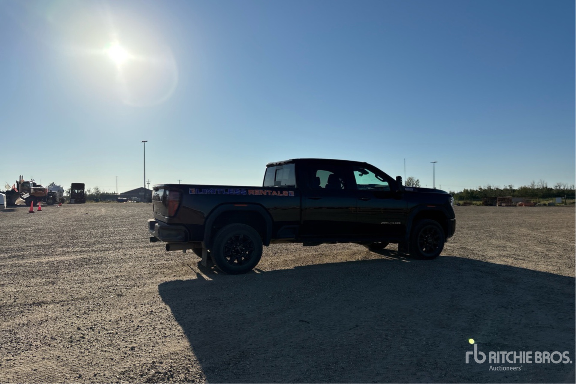 General Appearance with Picture, Right Rear Corner