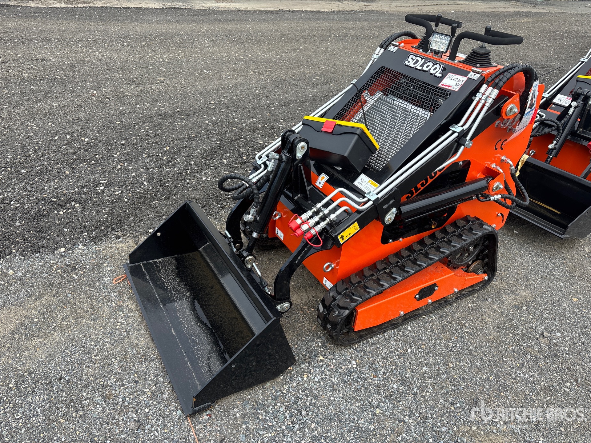 MINI CARGADOR SOBRE ORUGAS COMPACTO 2025 SDLOOL SL36C