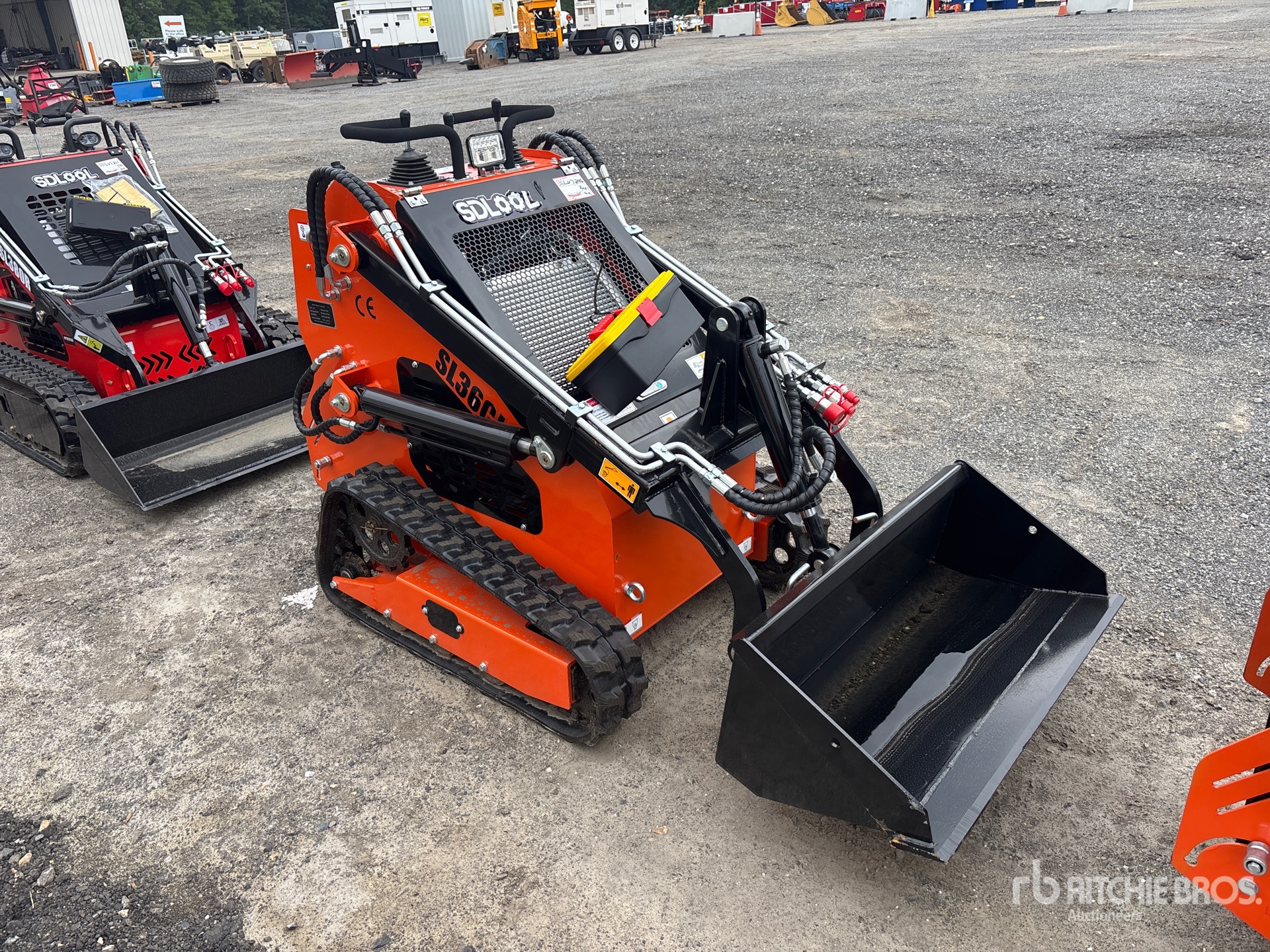 MINI CARGADOR SOBRE ORUGAS COMPACTO 2025 SDLOOL SL36C