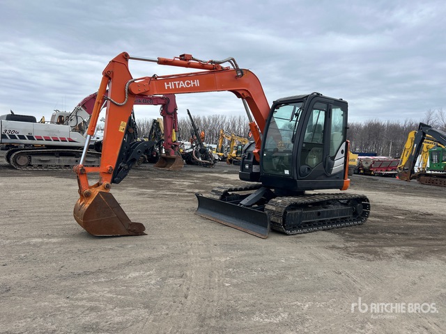 2014 Hitachi ZX75US-5B Tracked Excavator | Ritchie Bros. Auctioneers