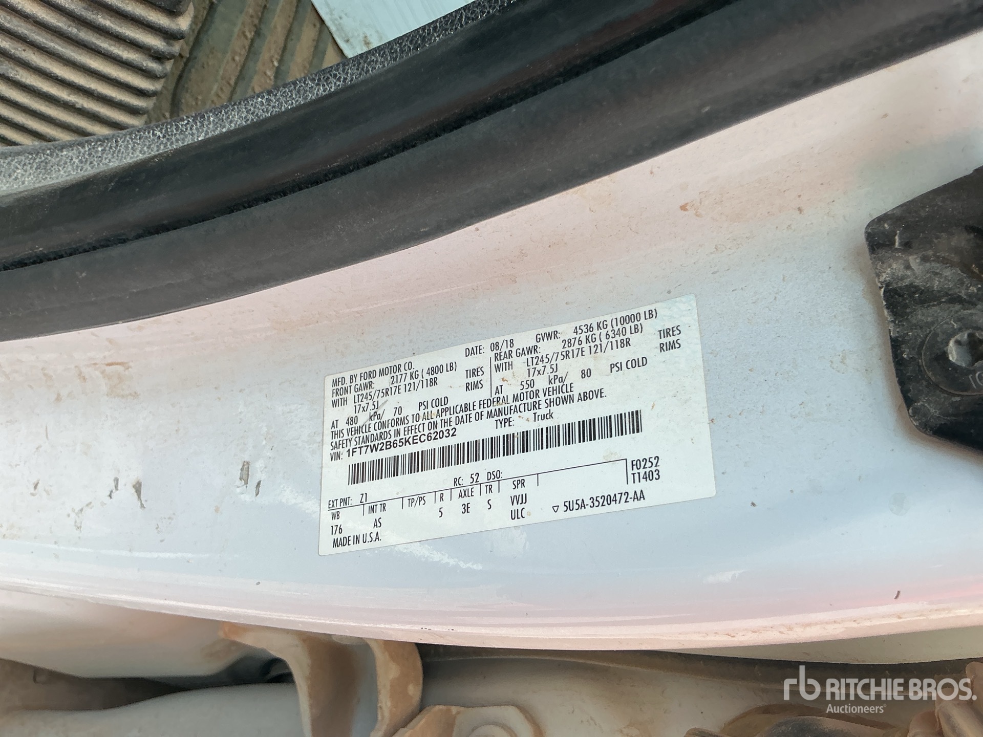 General Appearance with Serial Number / VIN