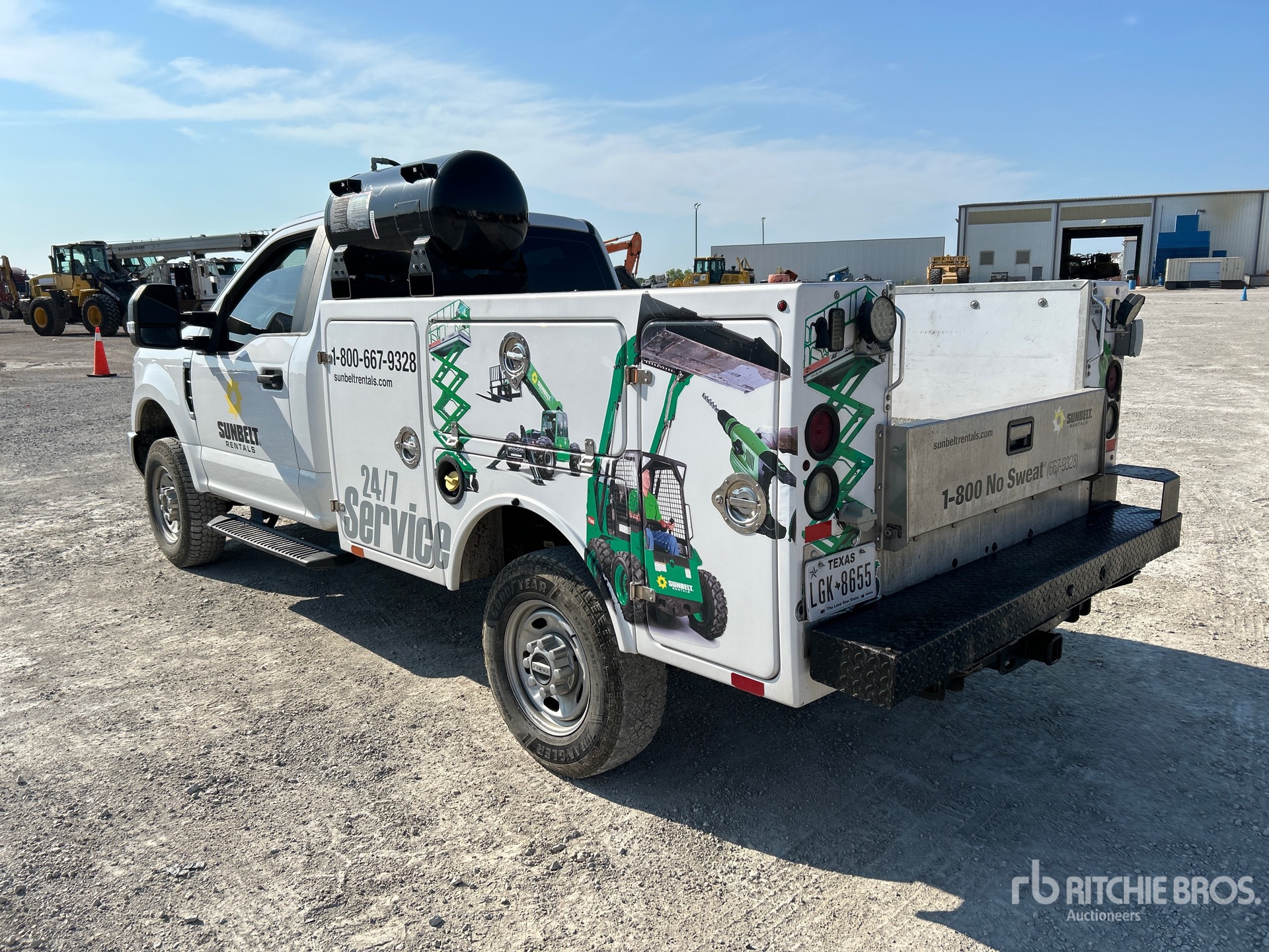 General Appearance with Picture, Left Rear Corner
