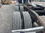 4 Underbody - Truck with 