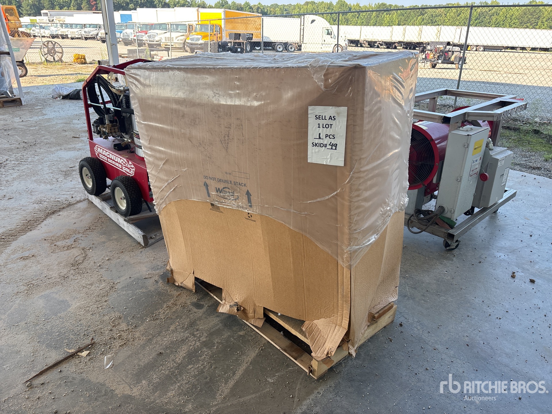 General Appearance with Picture, Right Rear Corner