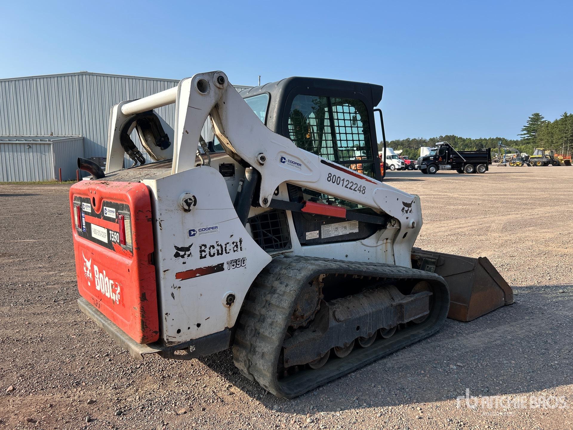 General Appearance with Picture, Right Rear Corner