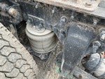 4 Underbody - Truck with 