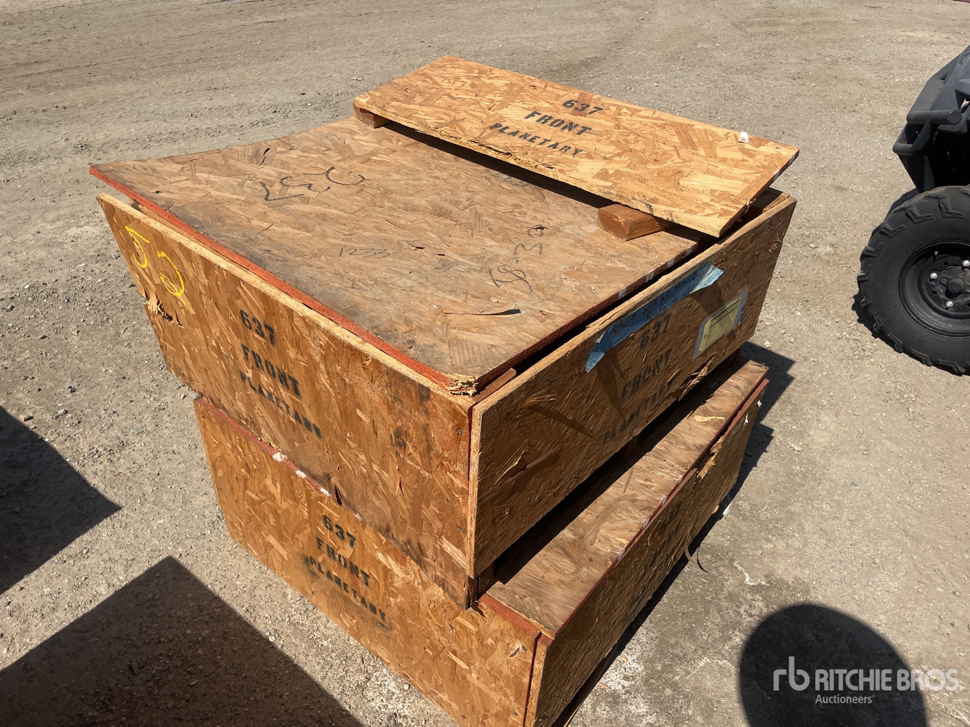General Appearance with Picture, Right Rear Corner