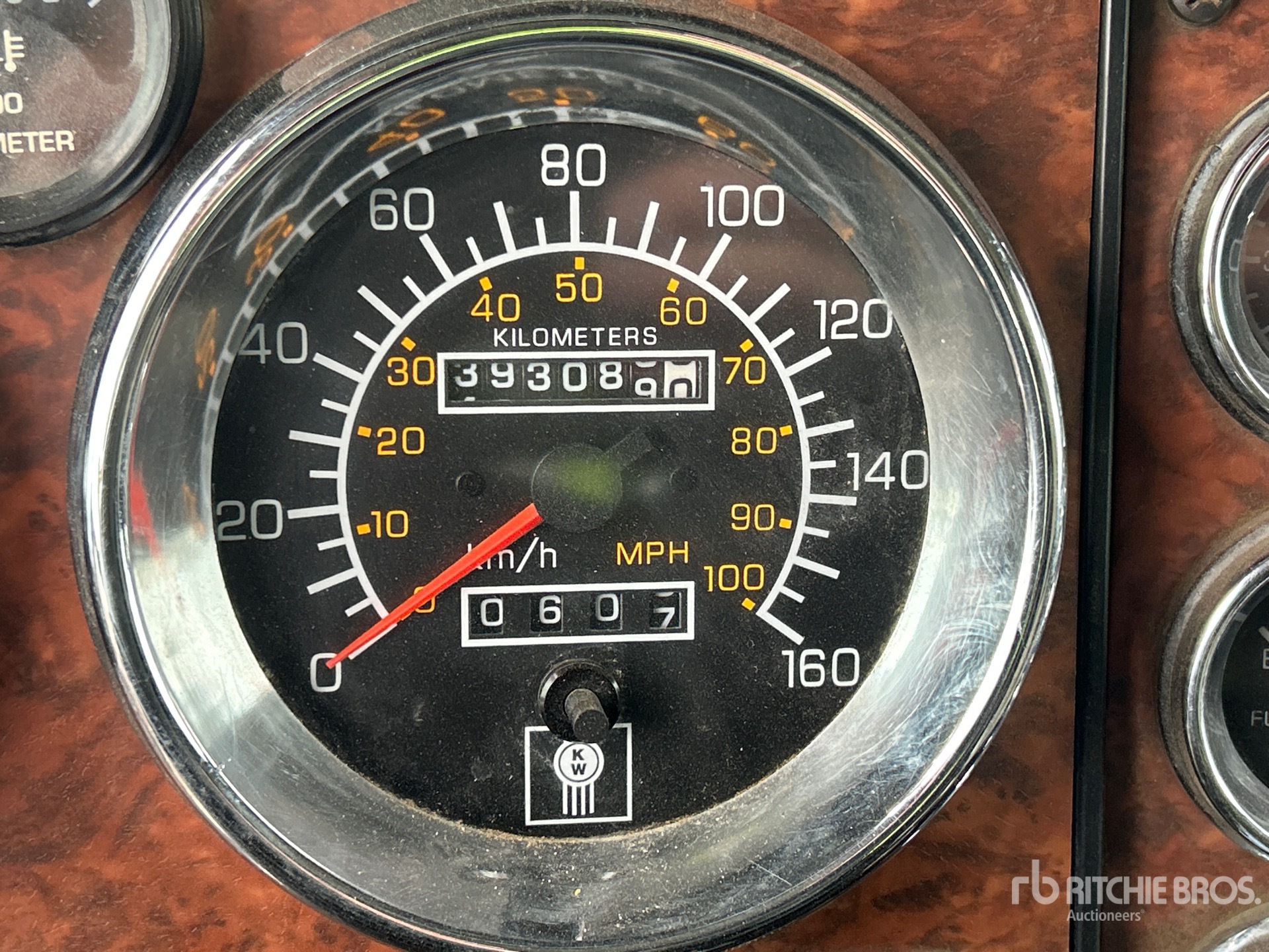 General Appearance with Hour Meter / Odometer