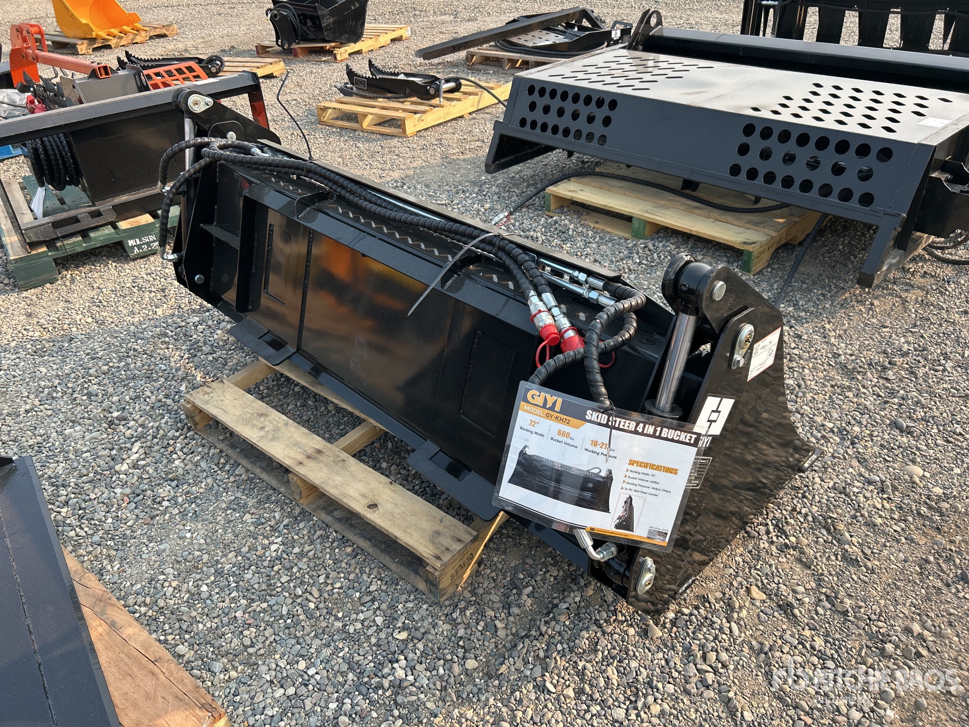 General Appearance with Picture, Right Rear Corner