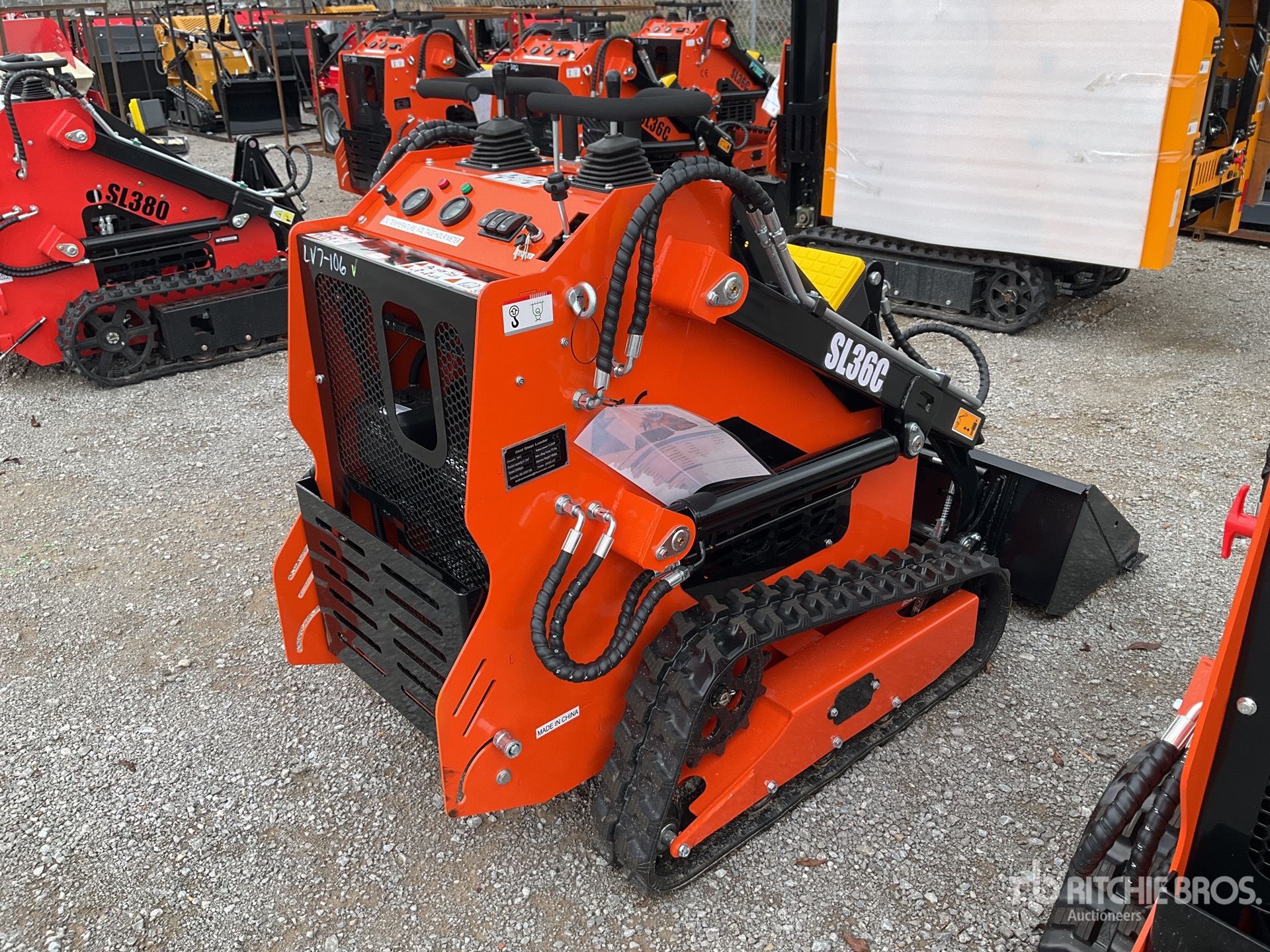 MINI CARGADOR SOBRE ORUGAS COMPACTO 2025 SDLOOL SL36C