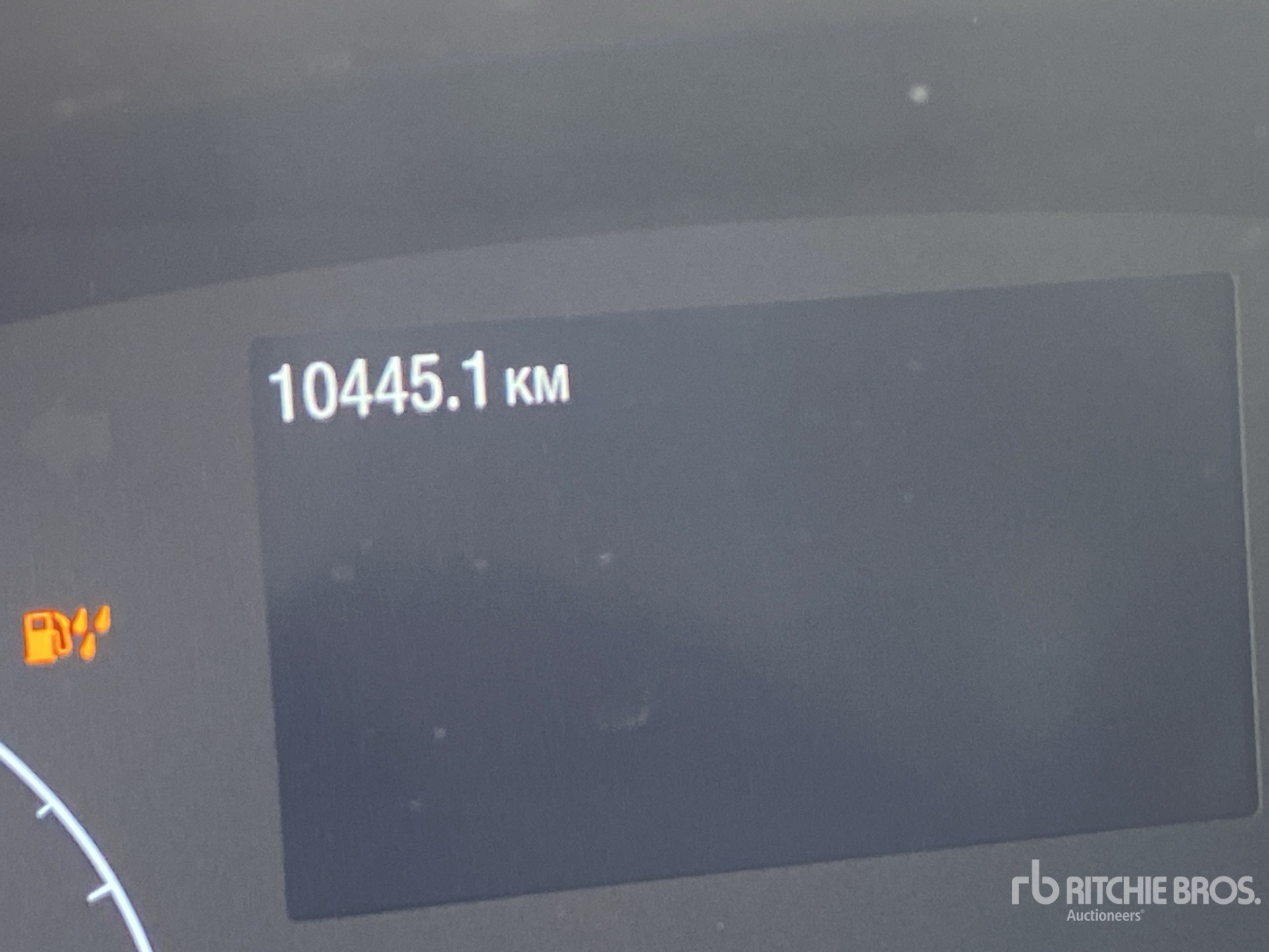 General Appearance with Hour Meter / Odometer