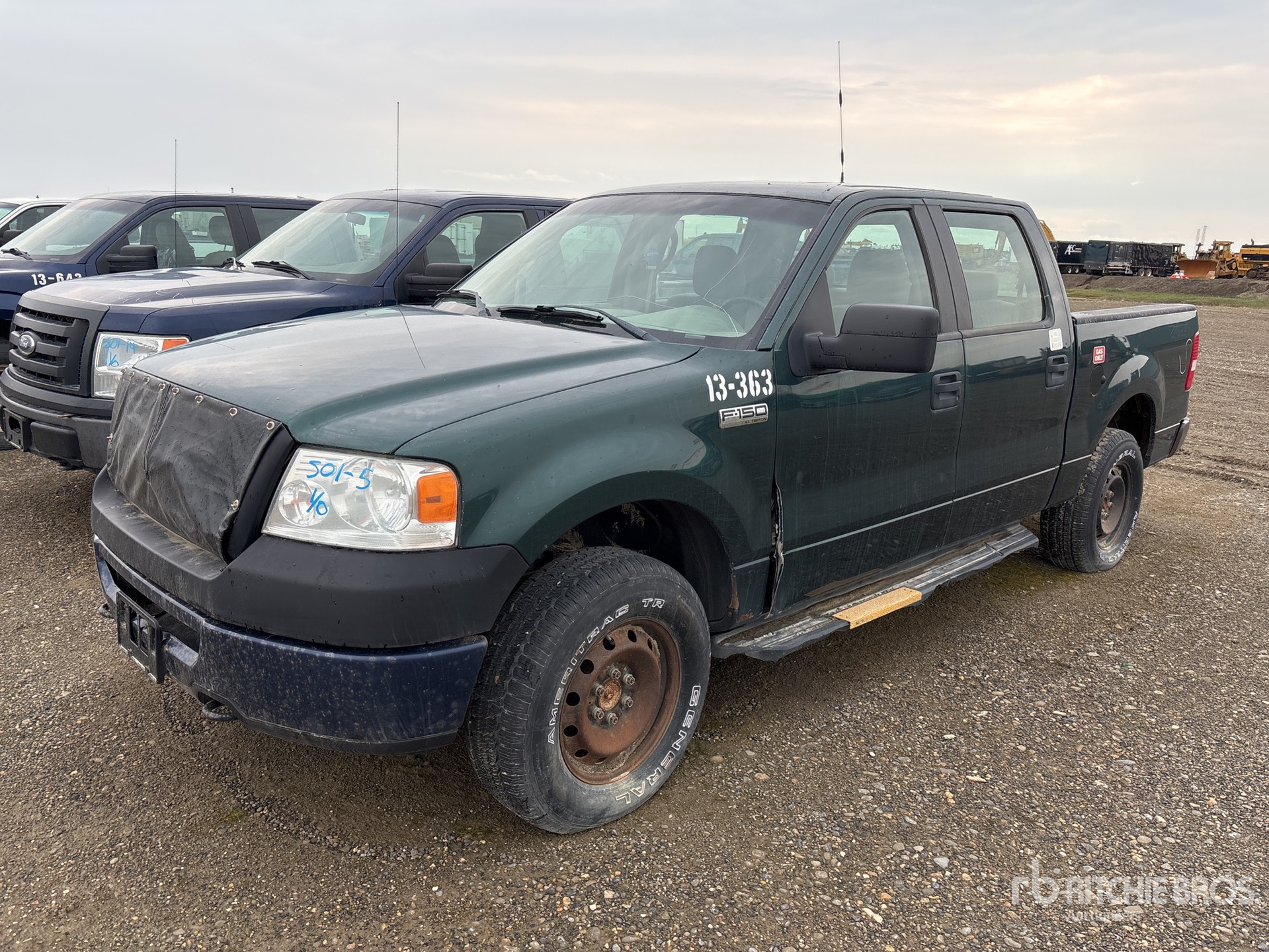 General Appearance with Picture, Left Front Corner