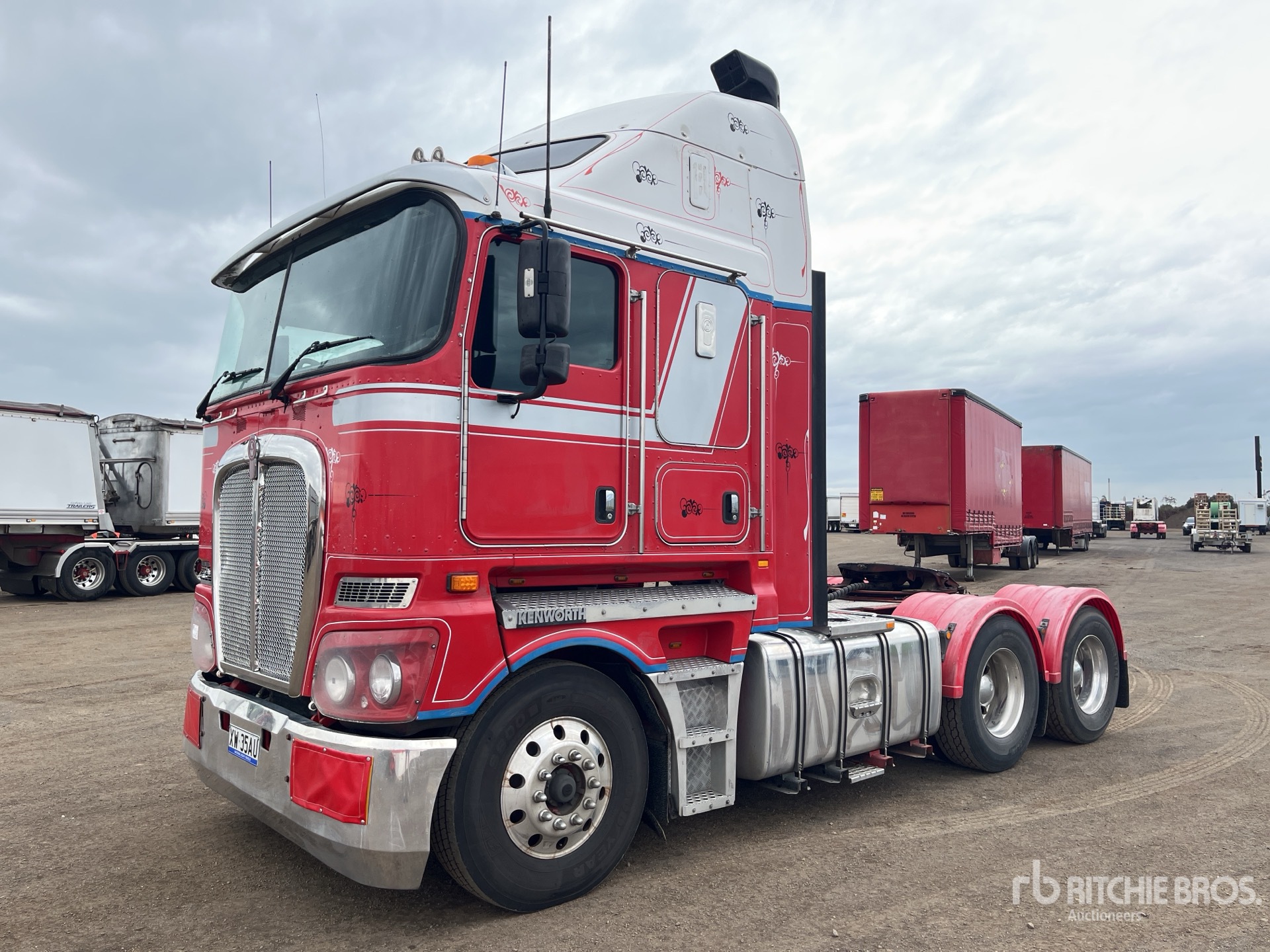 General Appearance with Picture, Right Front Corner