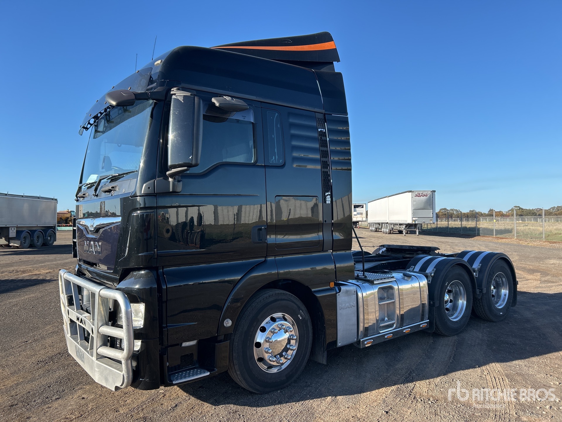 General Appearance with Picture, Right Front Corner