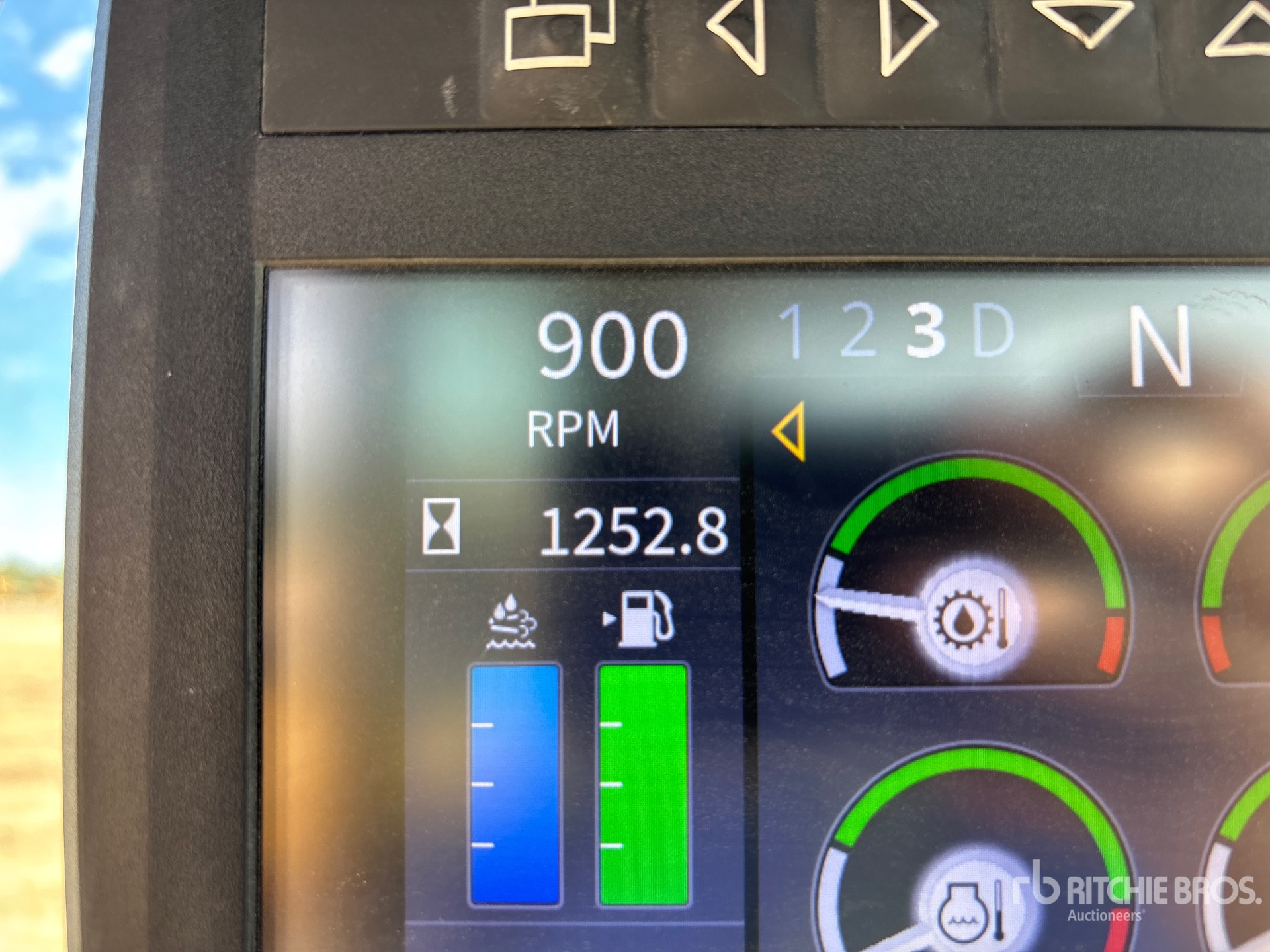 General Appearance with Hour Meter / Odometer