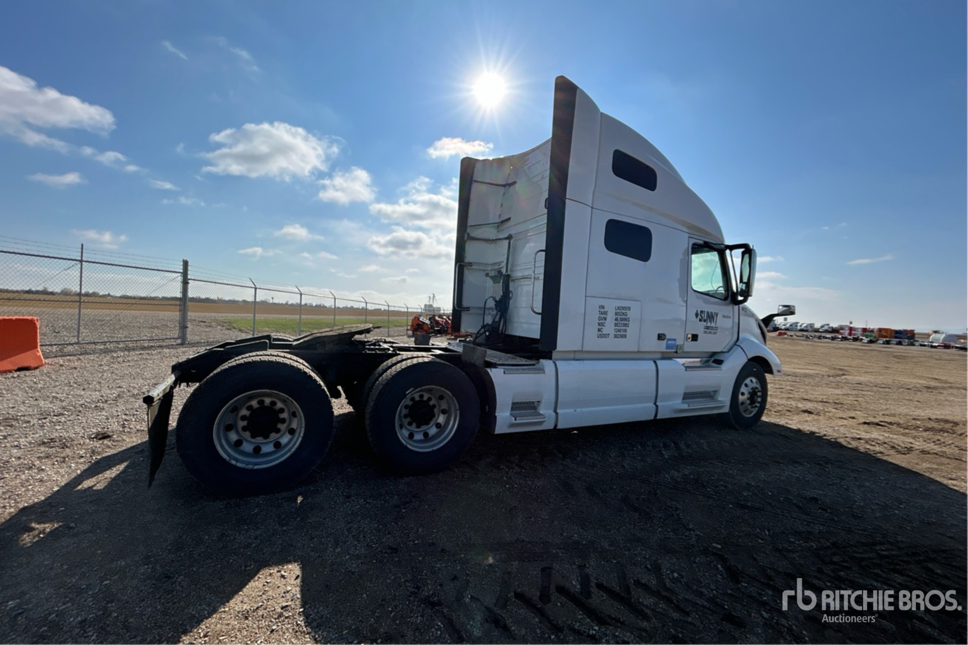 General Appearance with Zdjęcie, prawy dolny róg