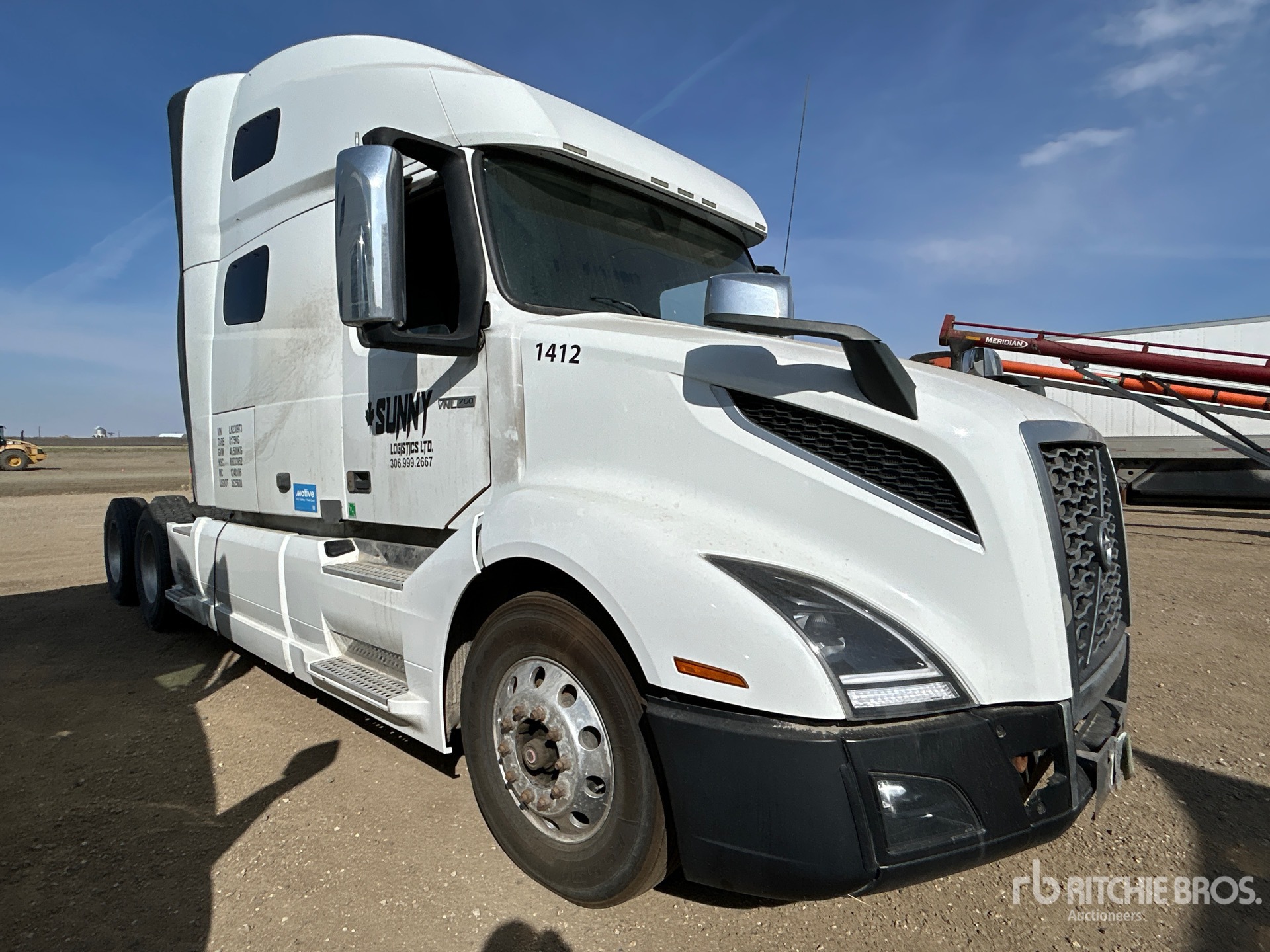 General Appearance with Picture, Right Front Corner