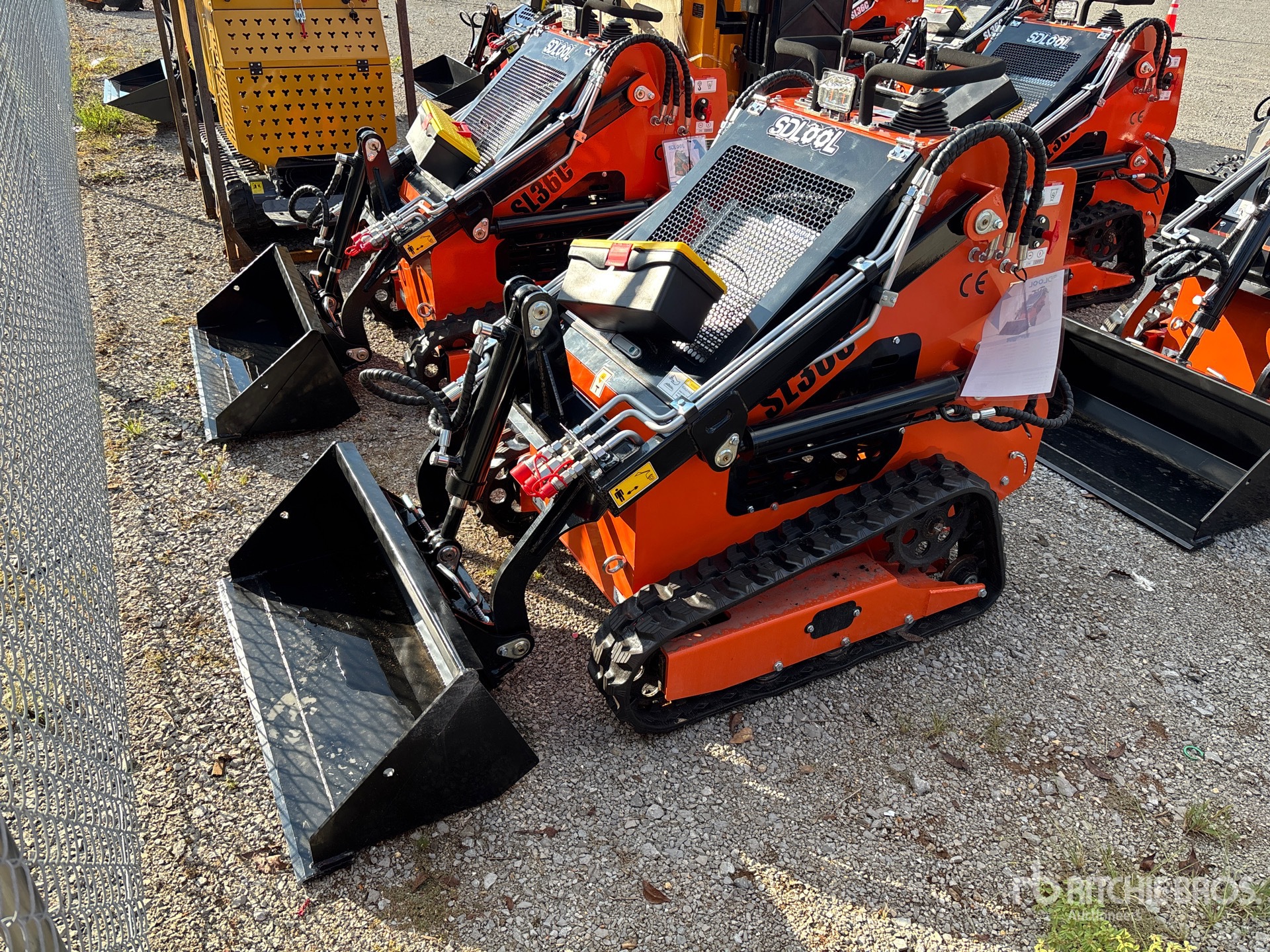 MINI CARGADOR SOBRE ORUGAS 2025 SDLOOL SL36C