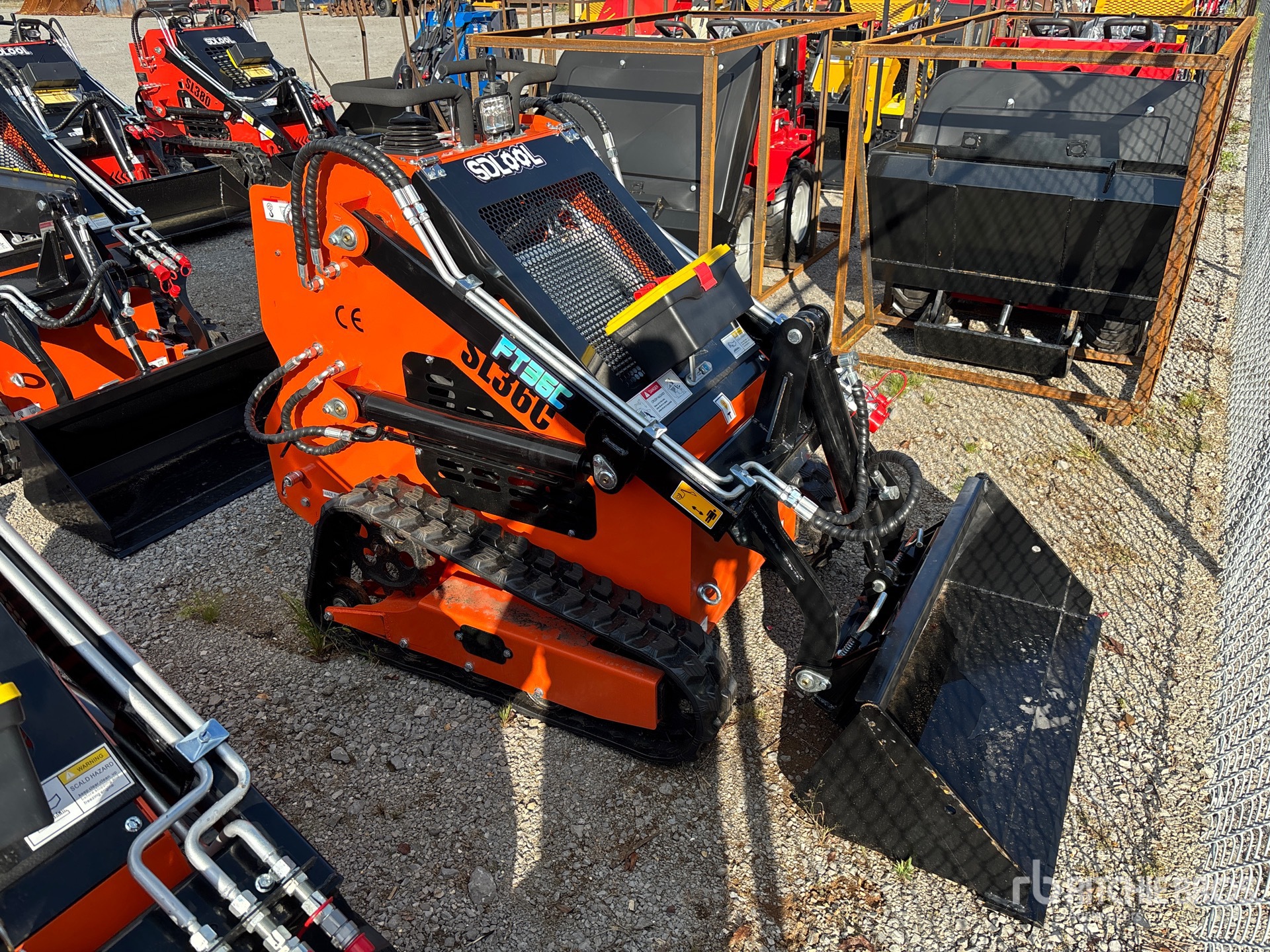MINI CARGADOR SOBRE ORUGAS 2025 SDLOOL SL36C