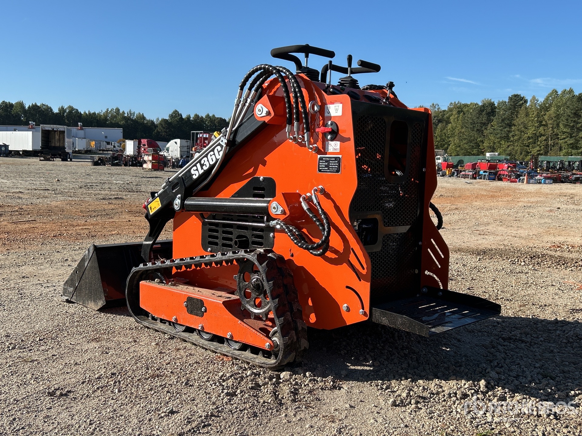MINI CARGADOR SOBRE ORUGAS COMPACTO 2025 SDLOOL SL36C